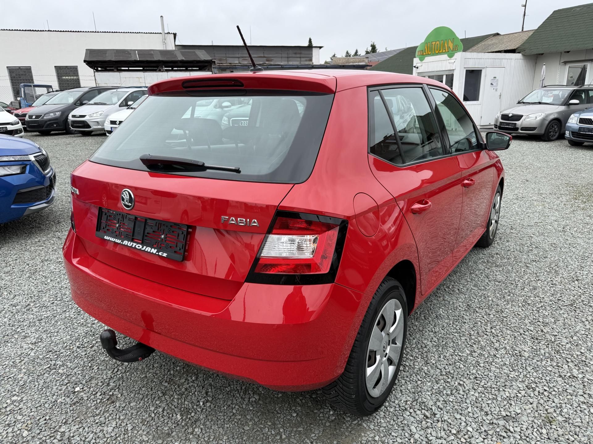 Škoda Fabia, 1.0 MPI Cool Plus - fotka 6