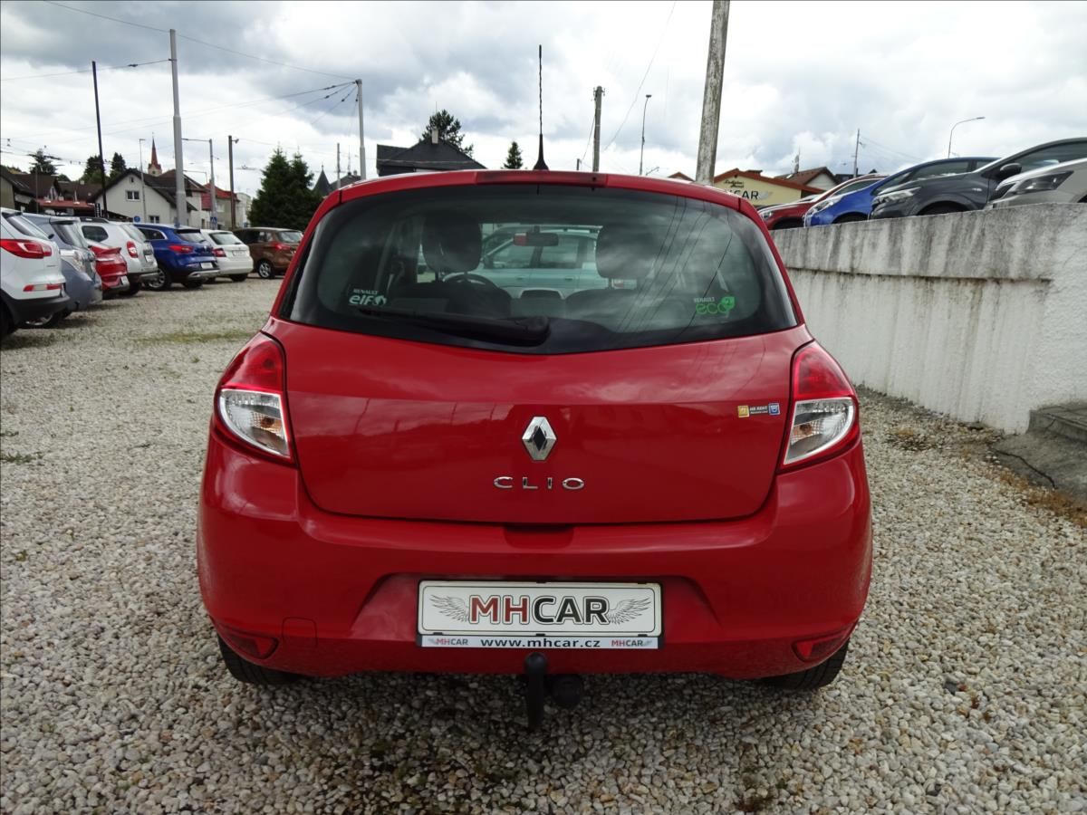 Renault Clio, 1,2i 55kW - fotka 6
