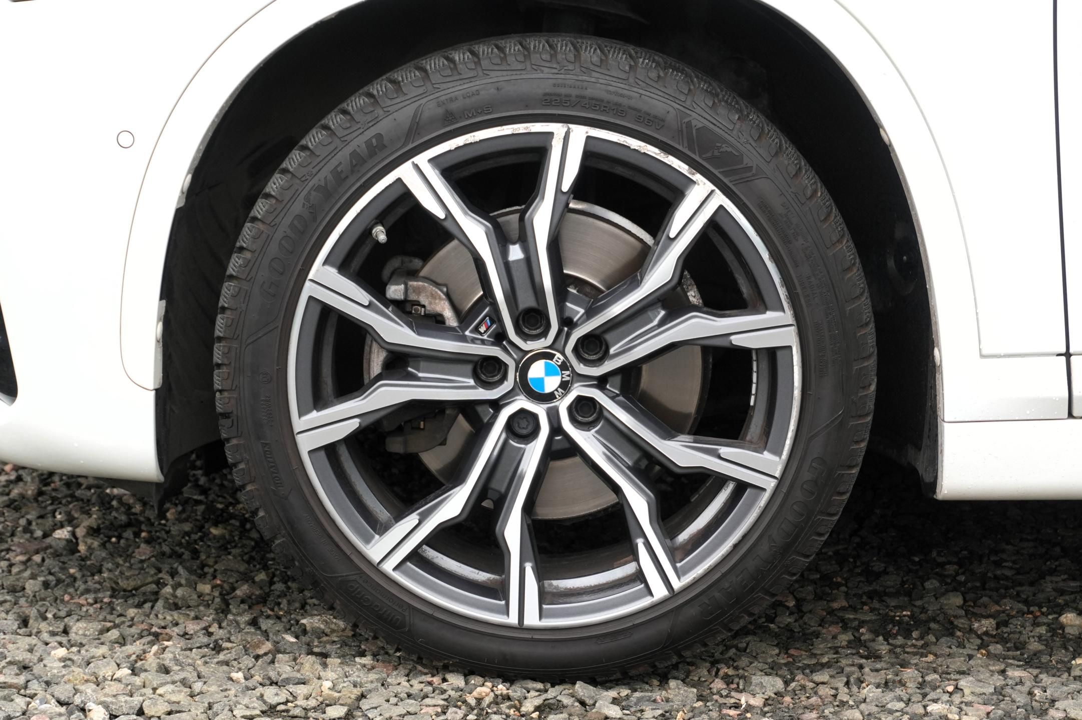 BMW X1, 20d xDrive, Pano, H/K, ČR, ACC - fotka 4