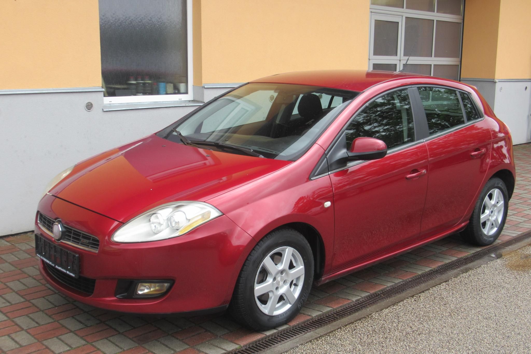 Fiat Bravo, 1.4 i  AUT. KLIMA - fotka 4