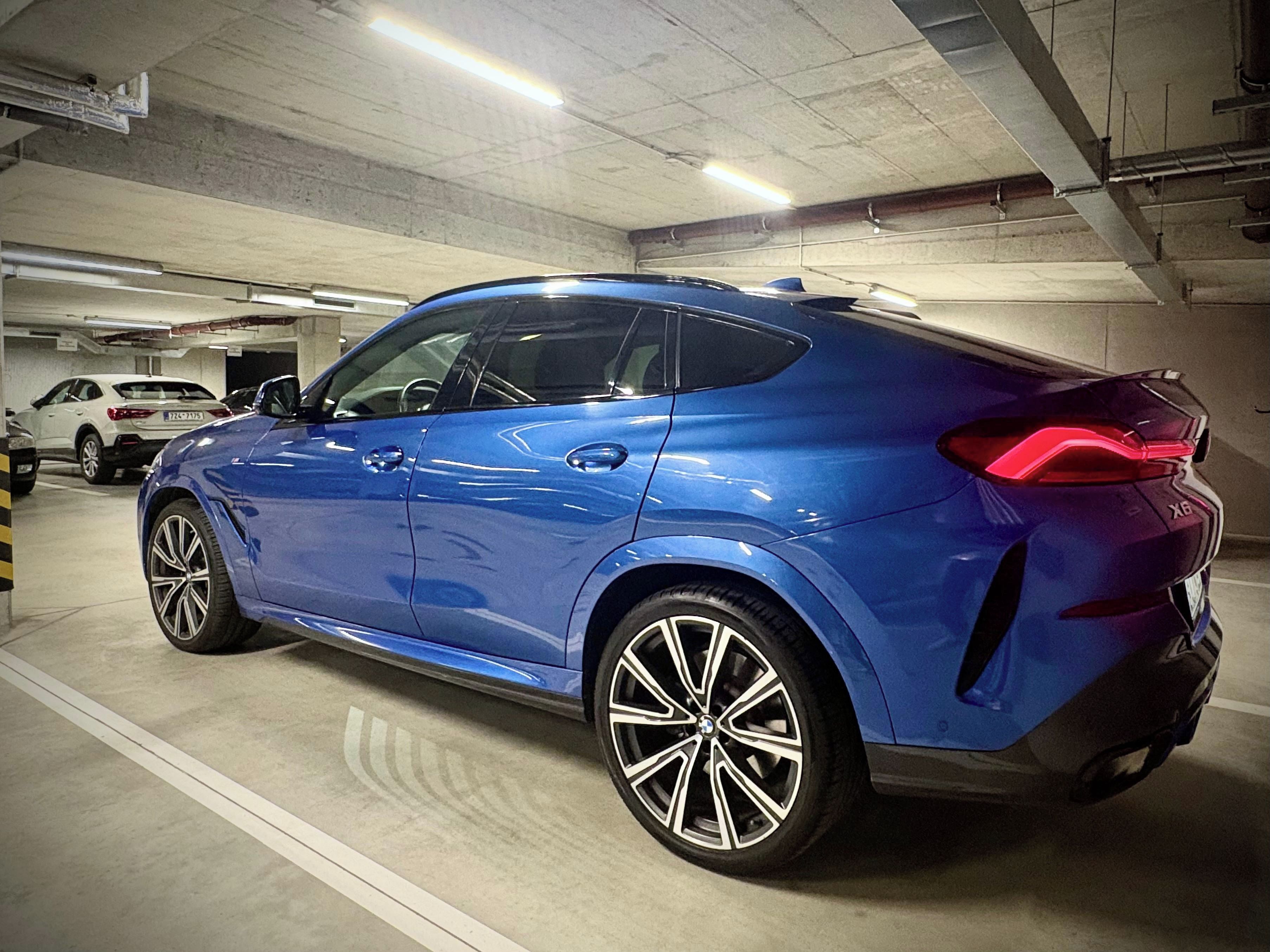 BMW X6, BMW X6 xDrive 40i M packet - fotka 5