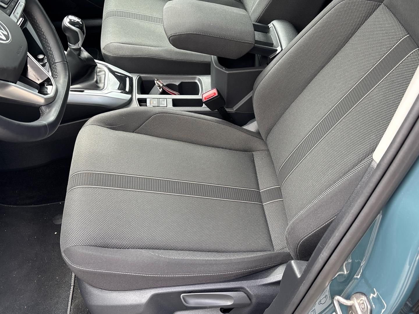 Volkswagen T-Roc, 1.0 TSI / 81 kW Life - fotka 5