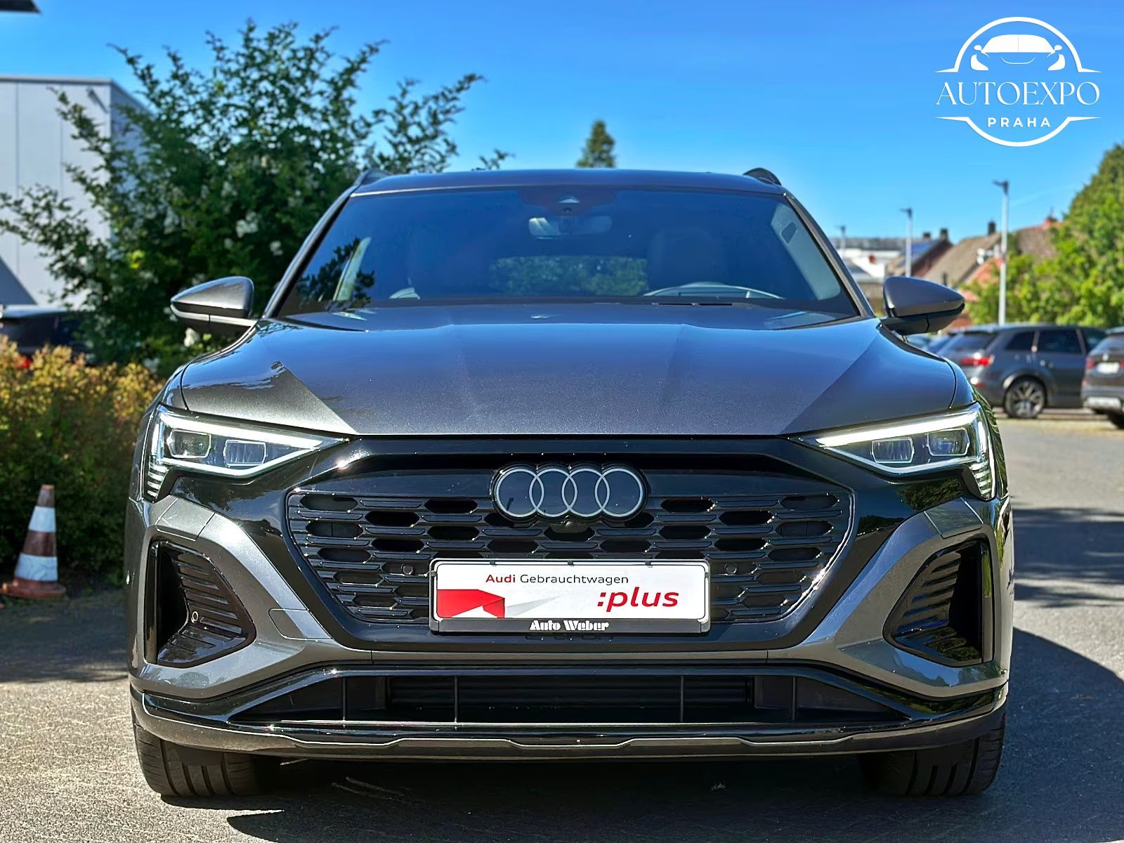 Audi Q8 e-tron, 55 qu S LINE - fotka 2