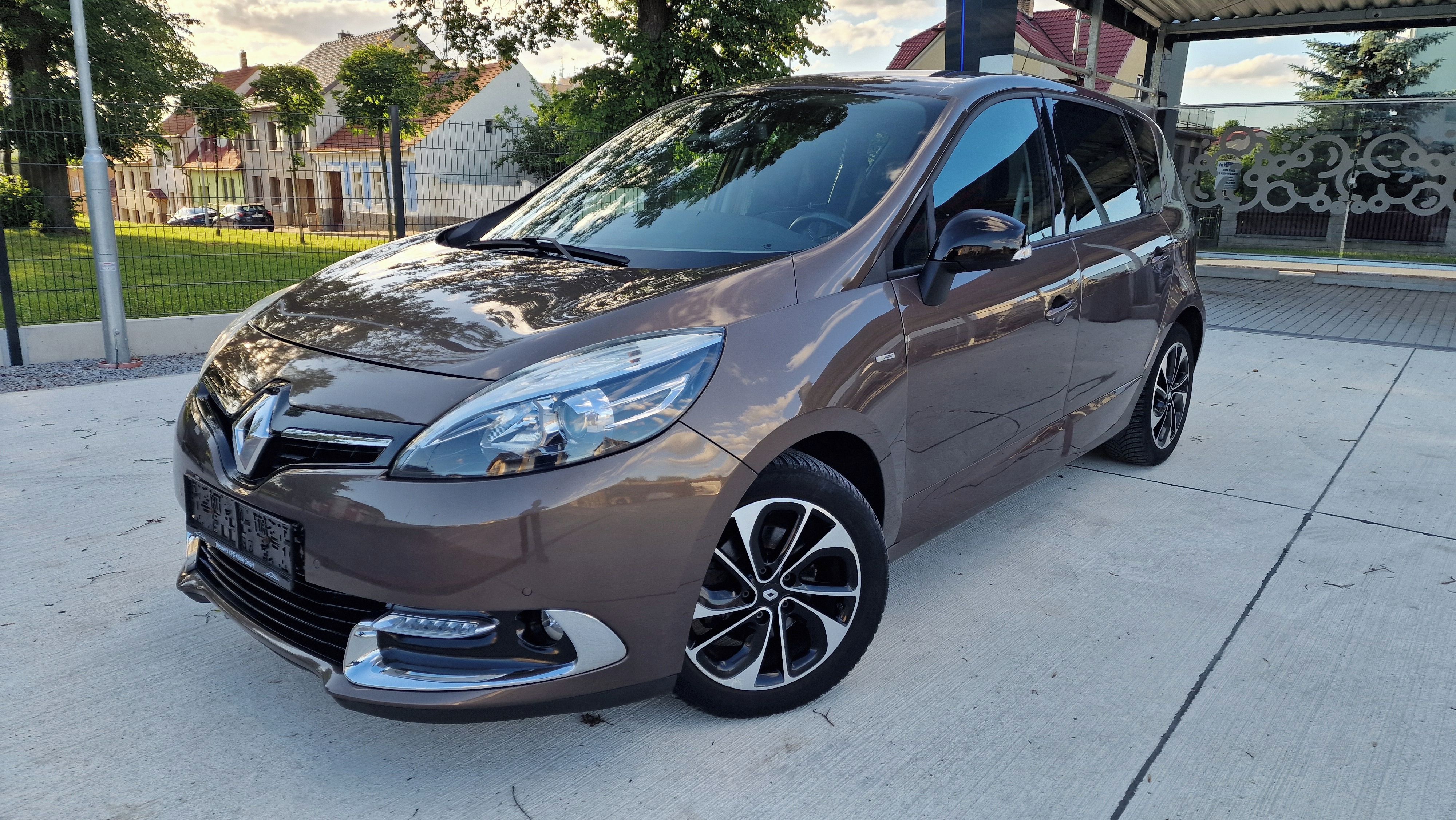 Renault Scénic, 1,5DCi 81Kw spotřeba  4,7l