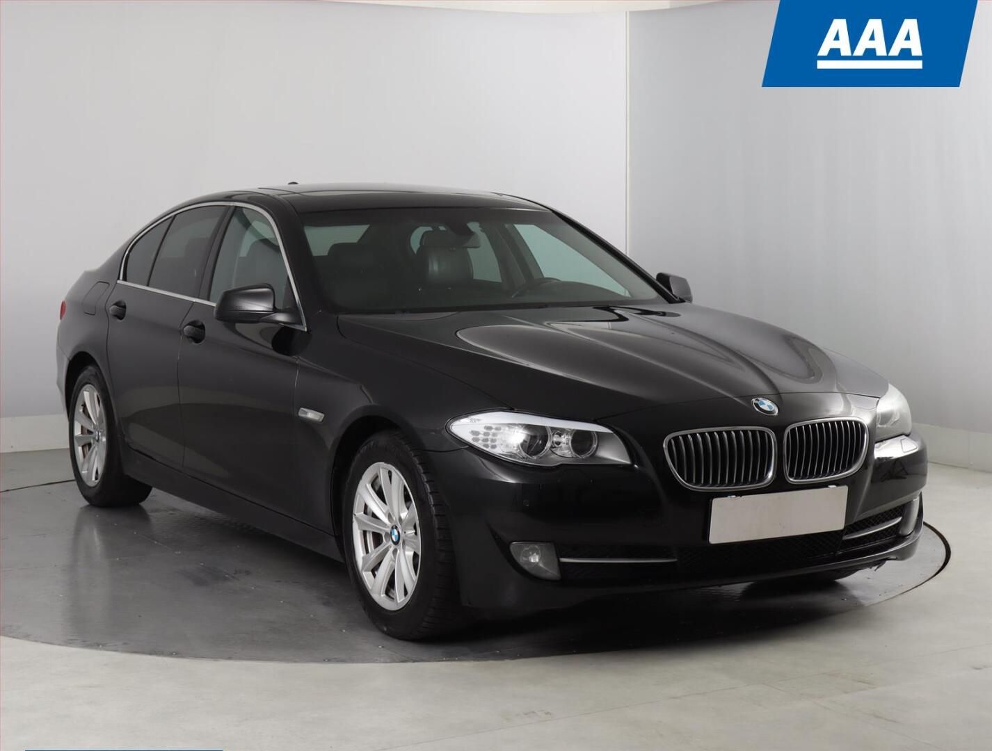 BMW Řada 5, 530d, Automat, Navi