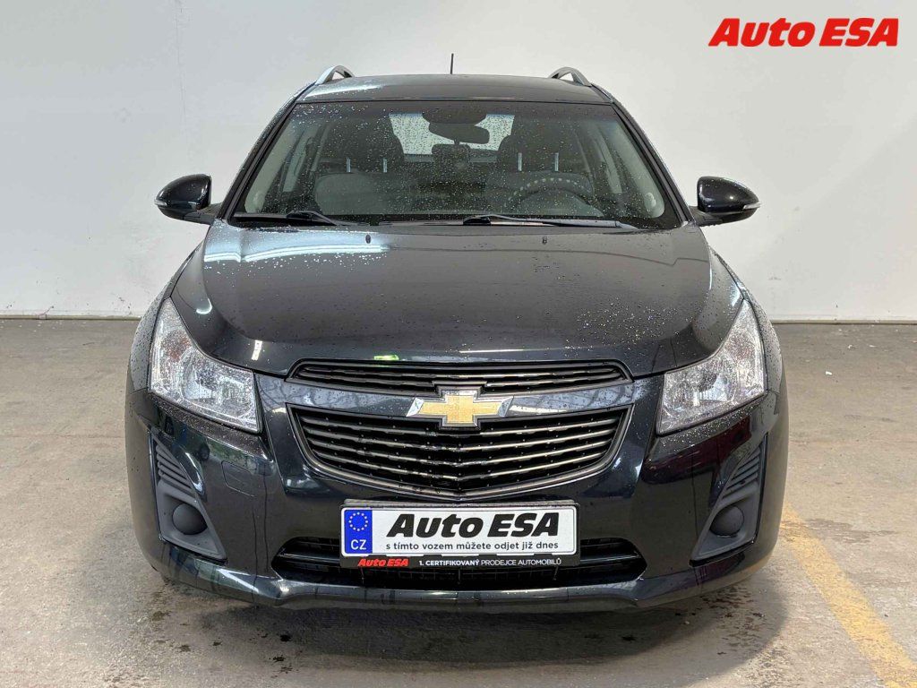 Chevrolet Cruze, 1.6,+kola - fotka 2