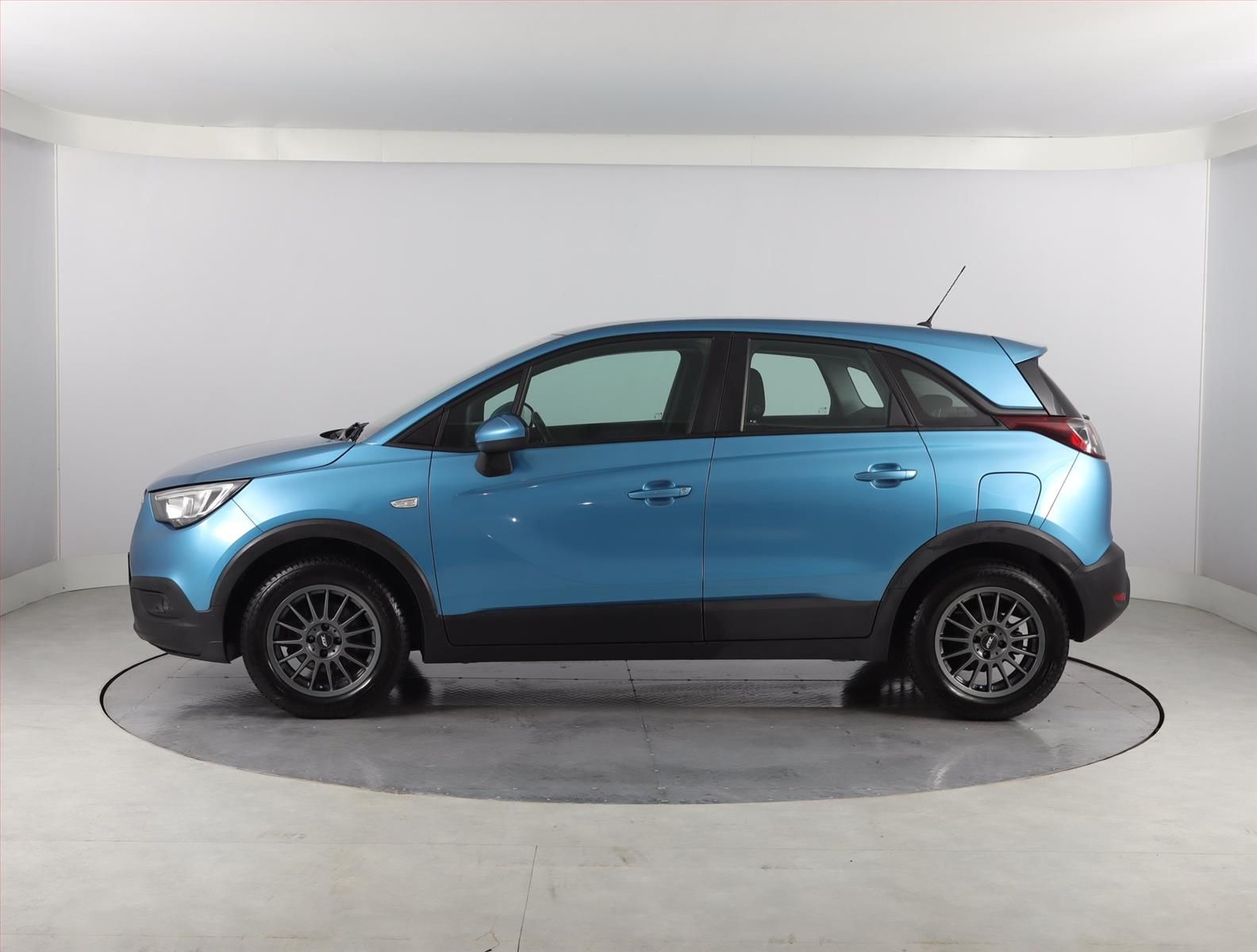 Opel Crossland, 1.2 Turbo, Tempomat - fotka 3