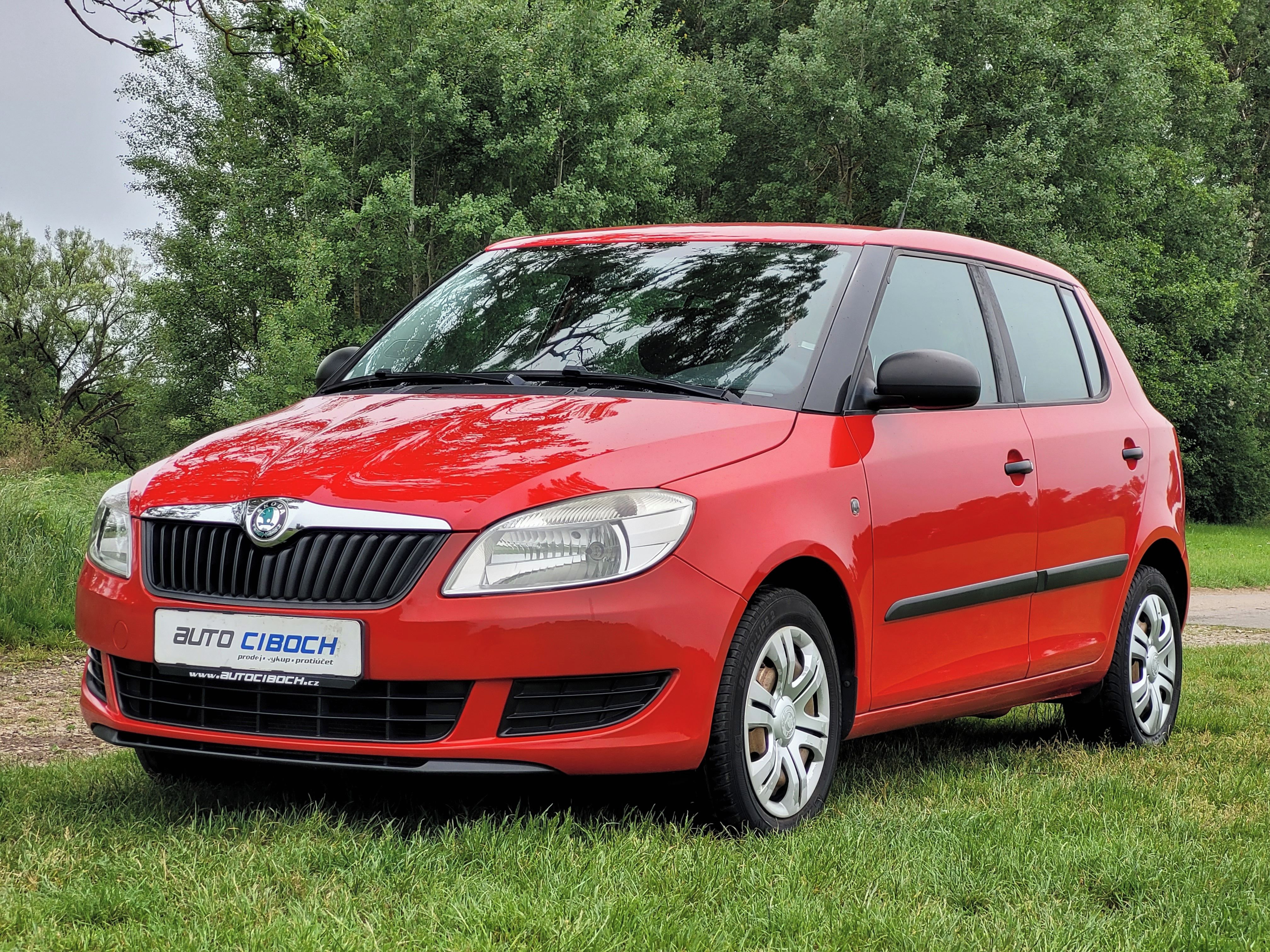 Škoda Fabia - fotka 2