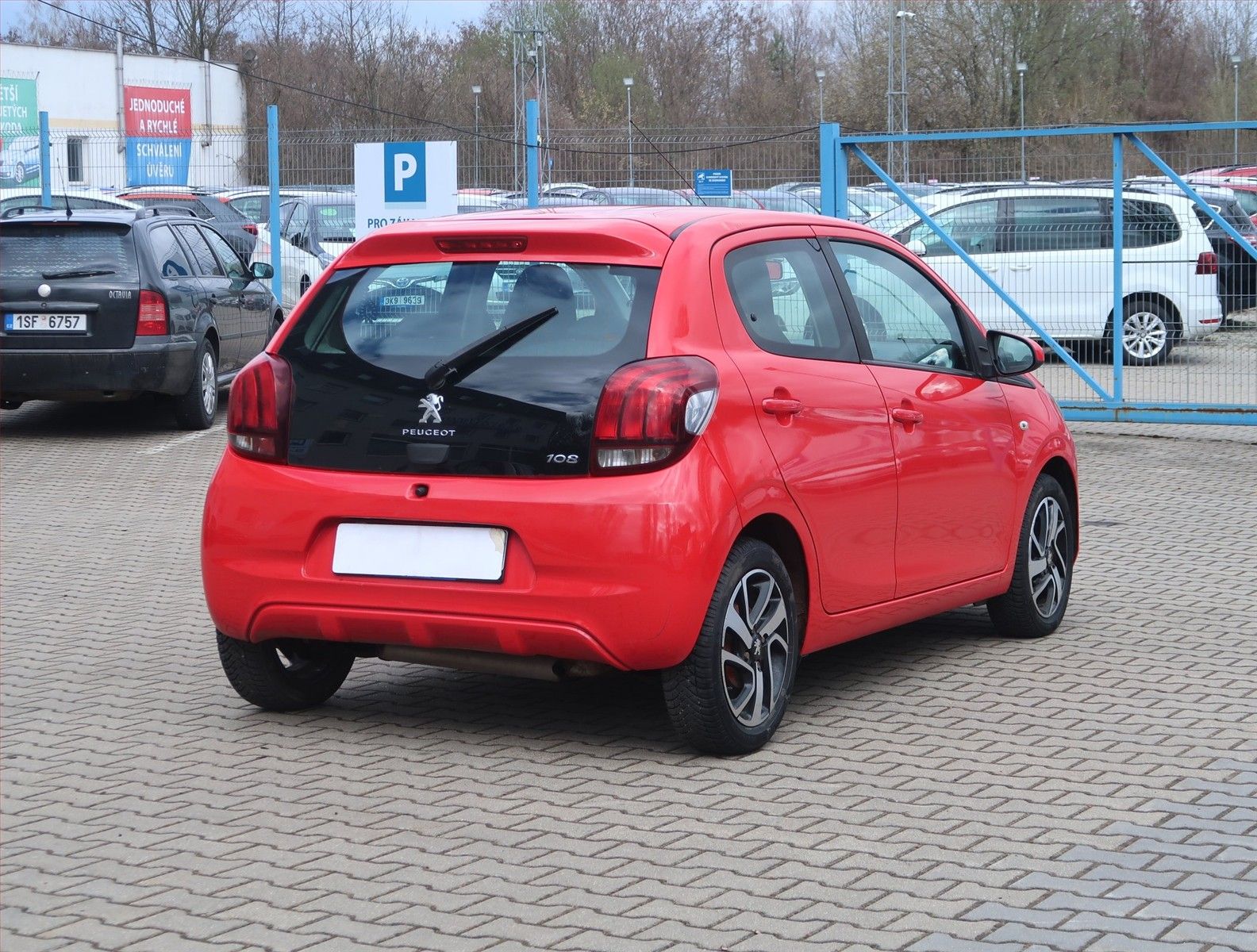Peugeot 108, 1.2 PureTech, Klima, Tempomat - fotka 4