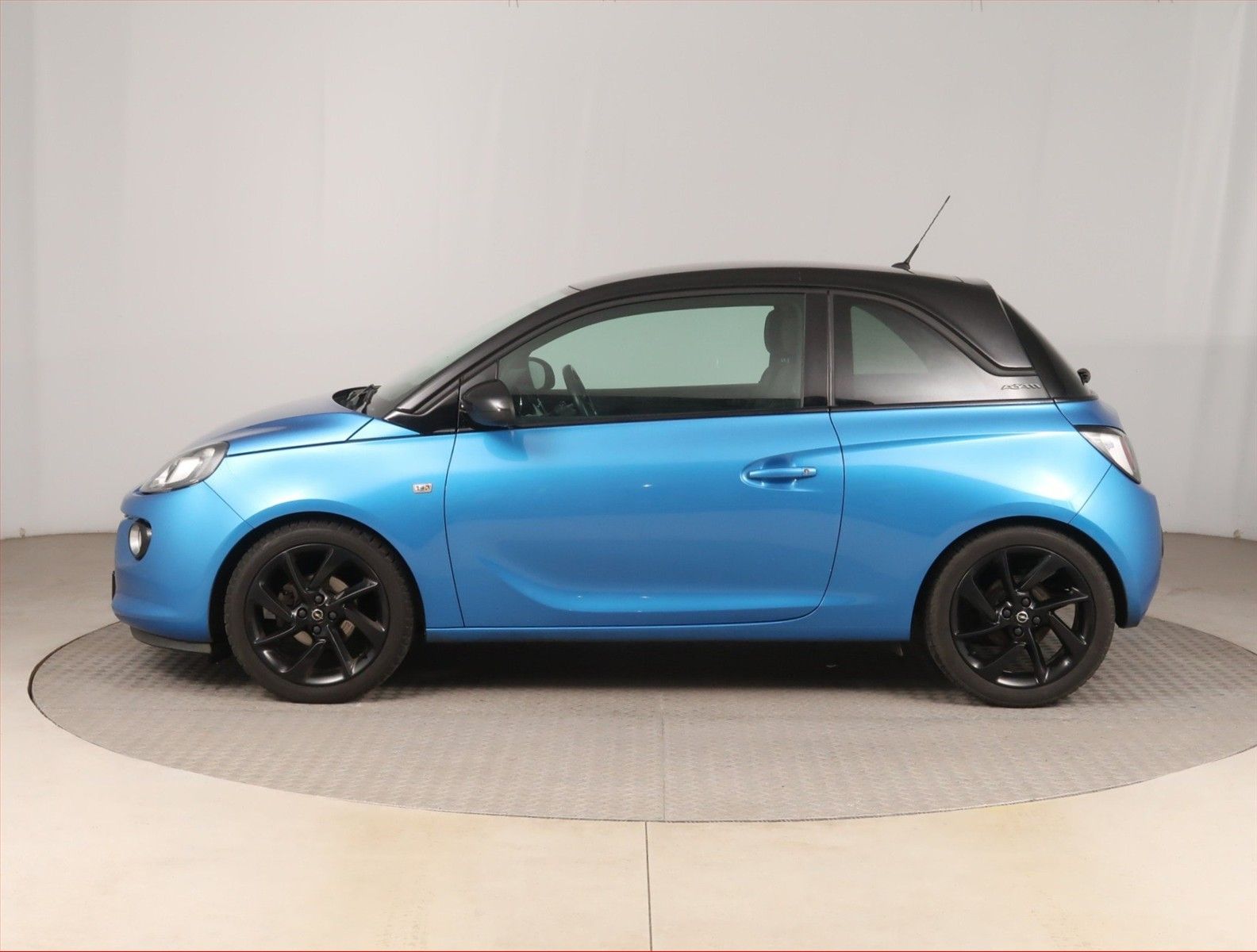 Opel Adam, 1.2, ČR,1.maj, Serv.kniha - fotka 3