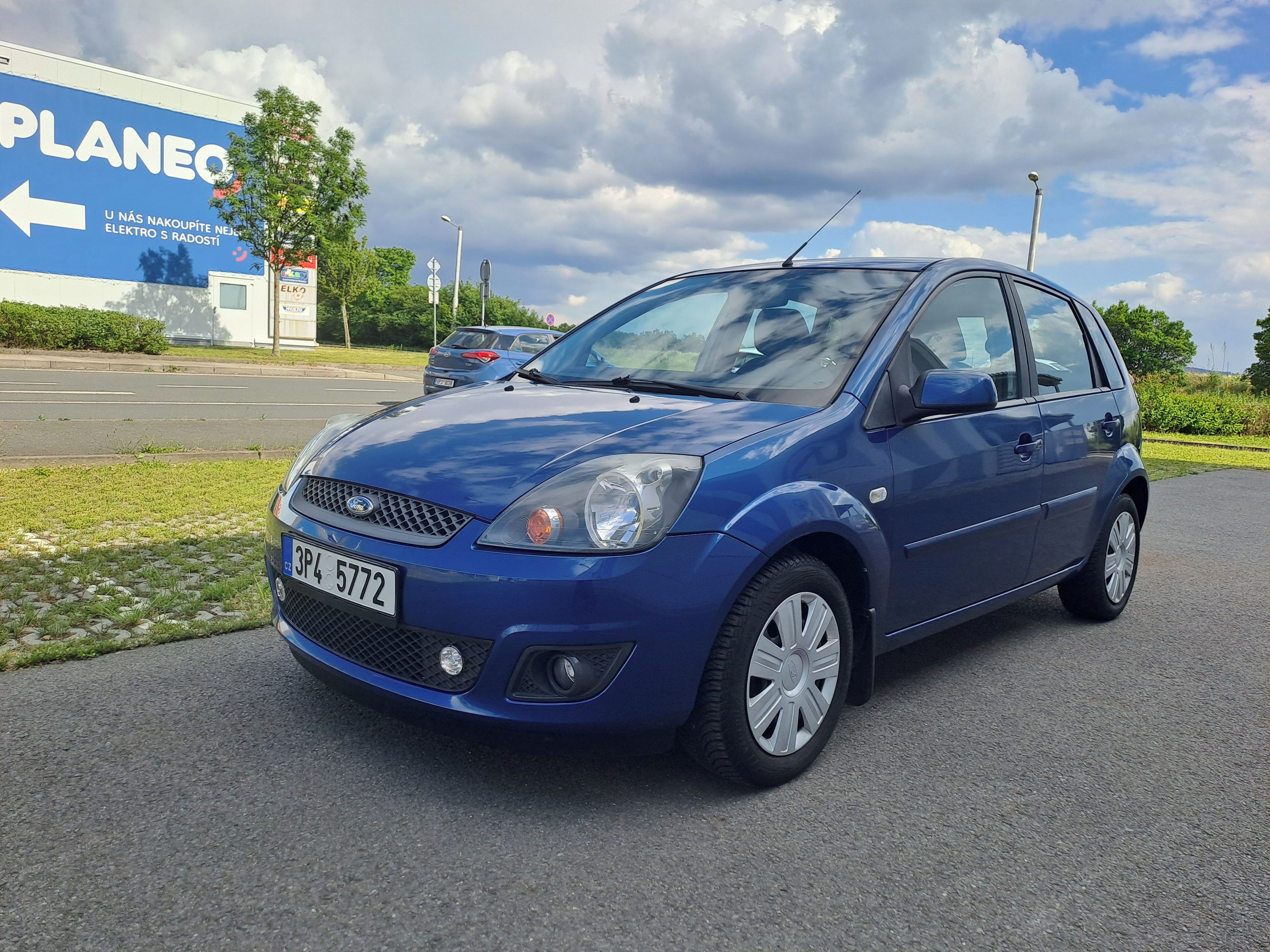 Ford Fiesta, 1.3i 1.MAJ EXTRA PĚKNÉ,TOP - fotka 3