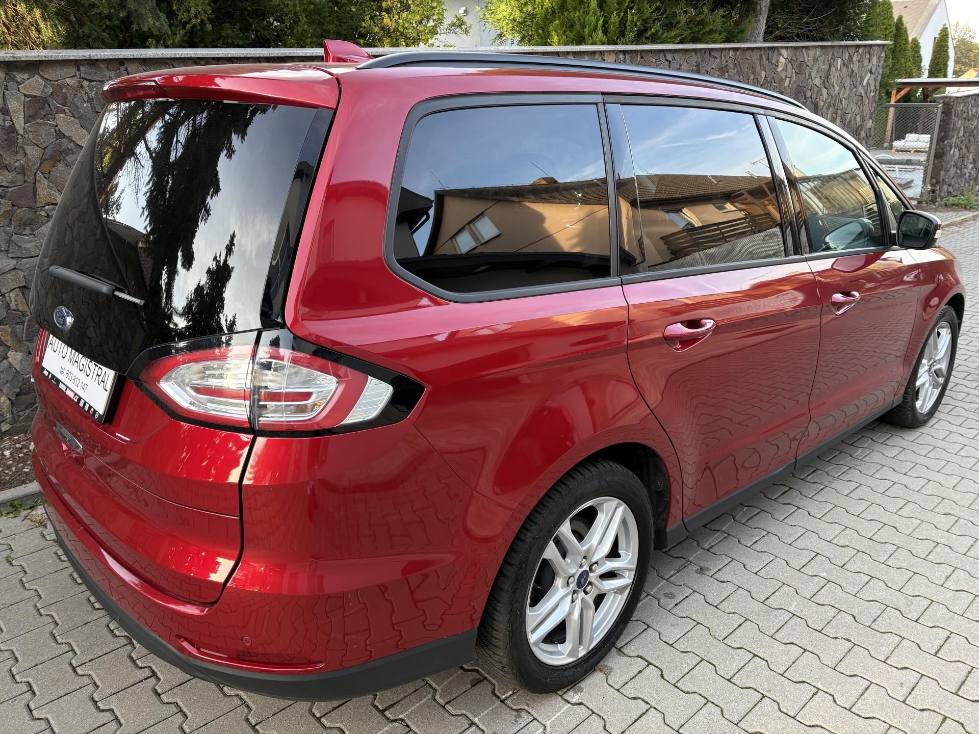 Ford Galaxy, 2.0 TDCi 110kW Business - fotka 3