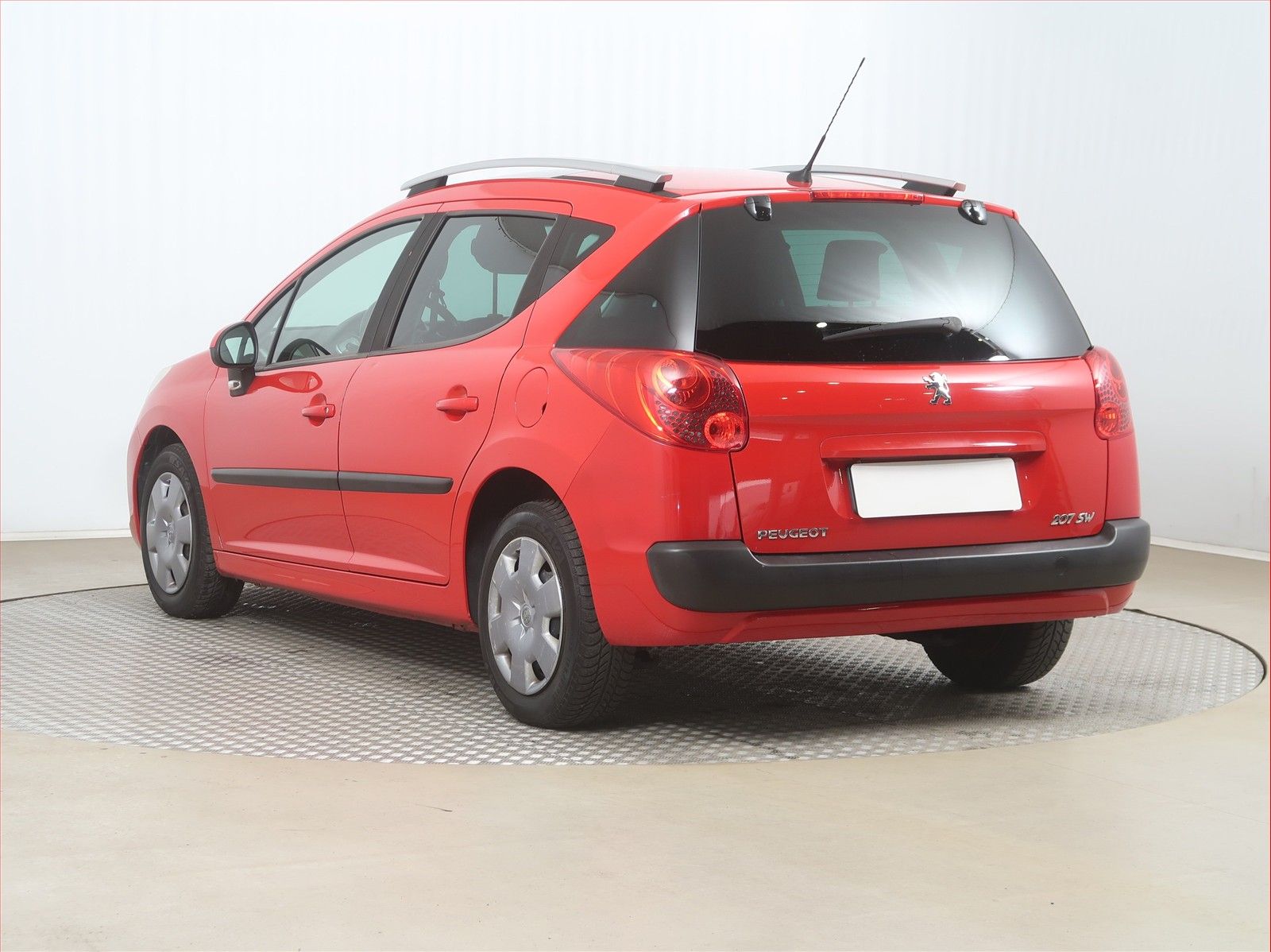 Peugeot 207, 1.4 VTi, po STK, jezdí výborně - fotka 4