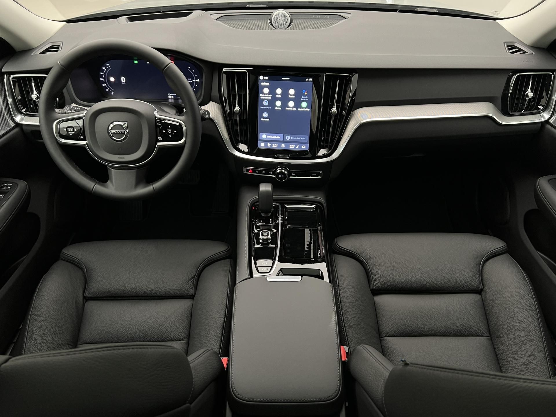 Volvo V60, T8 Plus Bright AUT - fotka 2