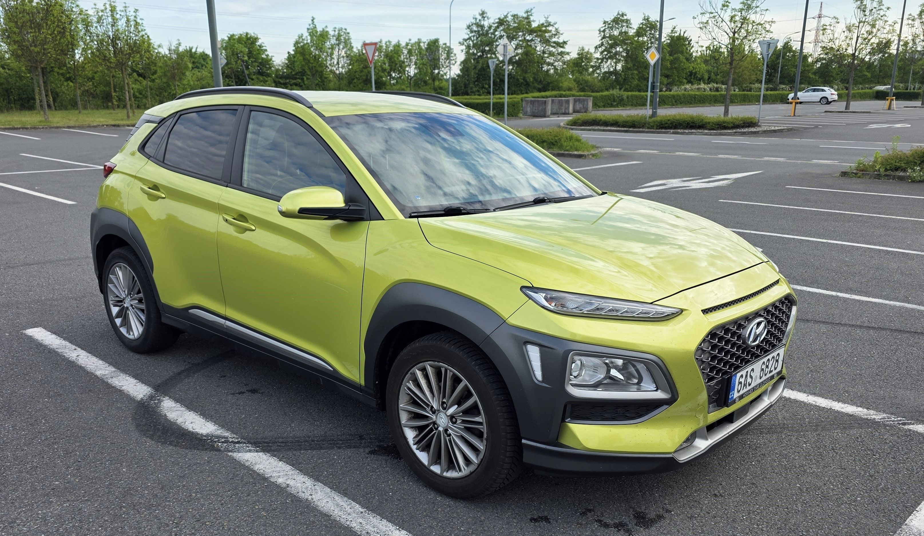 Hyundai Kona, 1.0 TGD-I Style - fotka 2