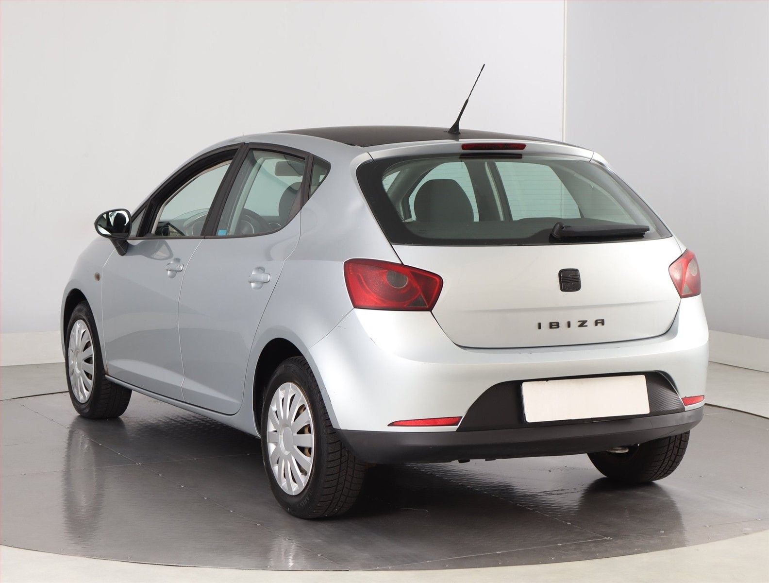 Seat Ibiza, 1.4 16V, Serv.kniha, po STK - fotka 4