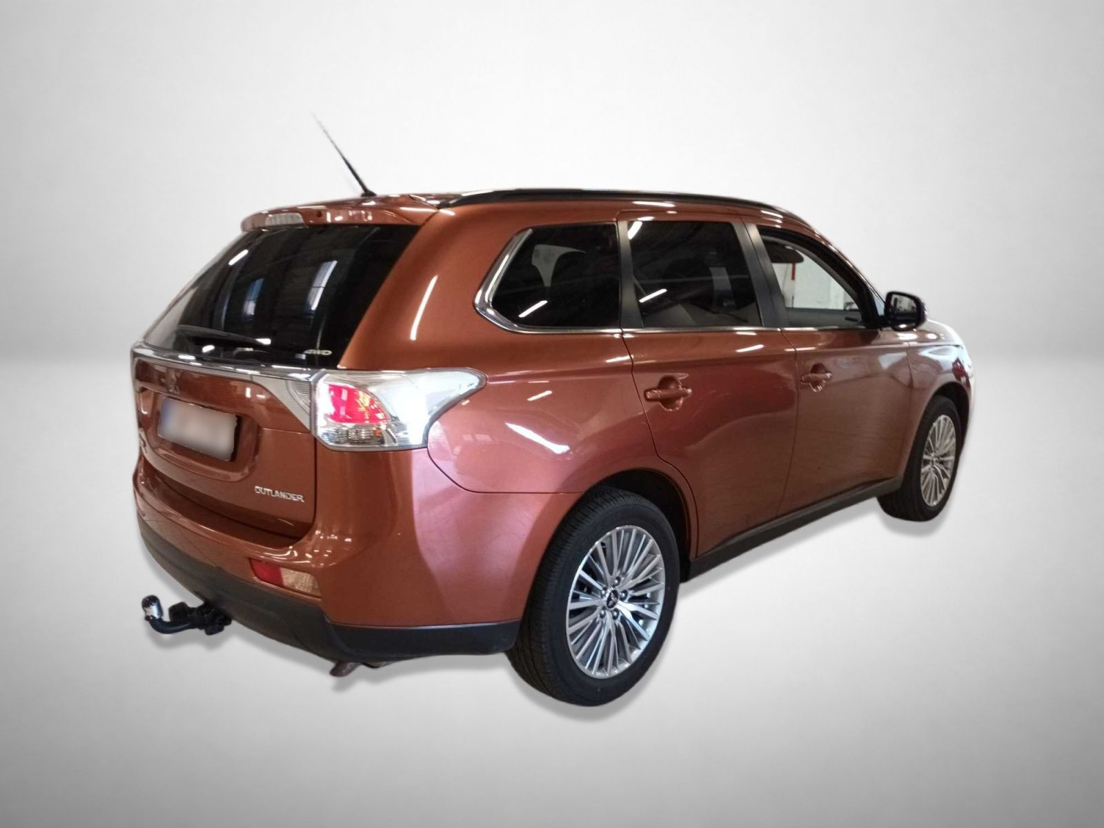 Mitsubishi Outlander, 2.2 DI-D, 4X4, 7 míst - fotka 2