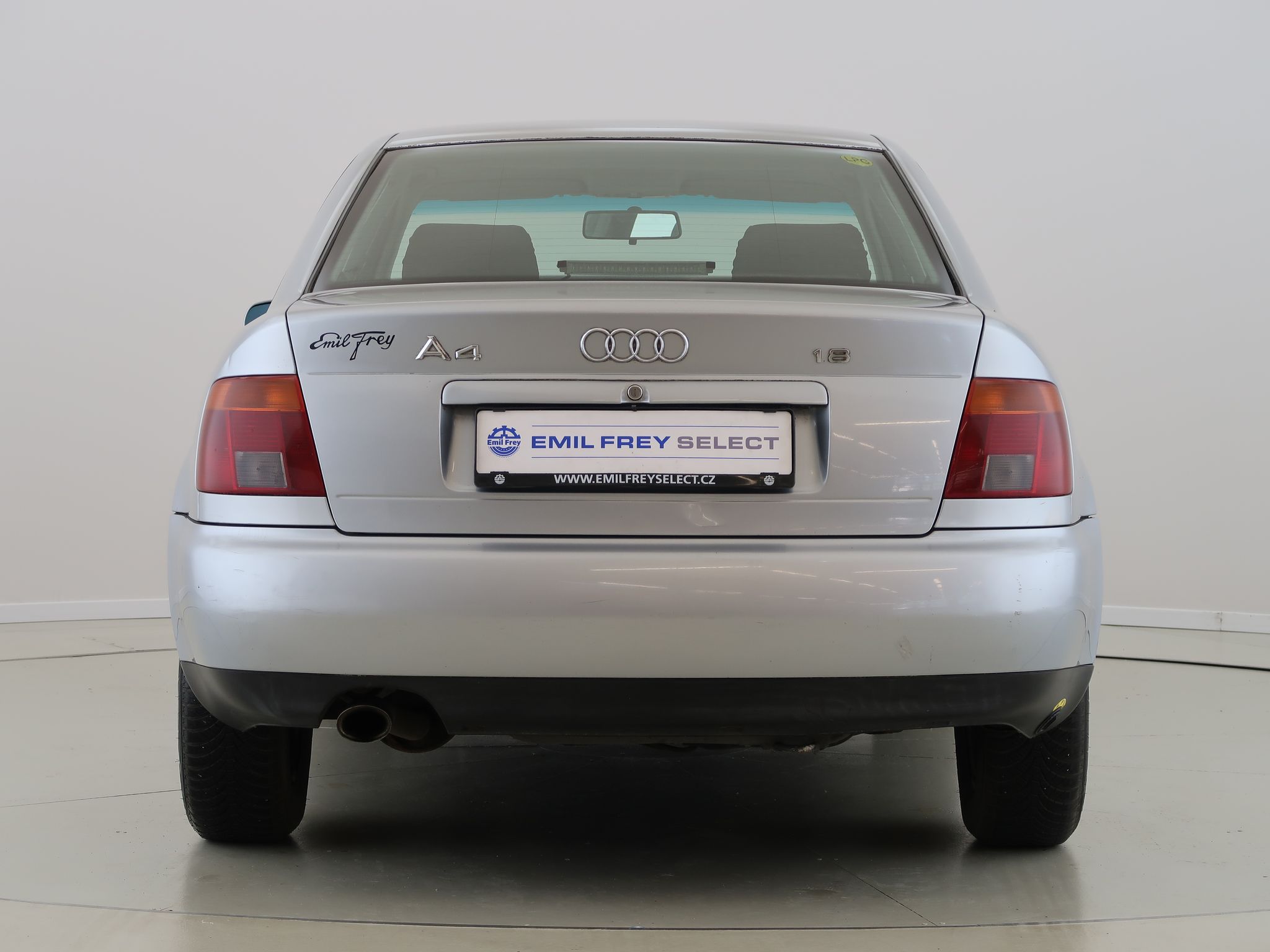 Audi A4, 1.8i,92KW,LPG,Manuál - fotka 6