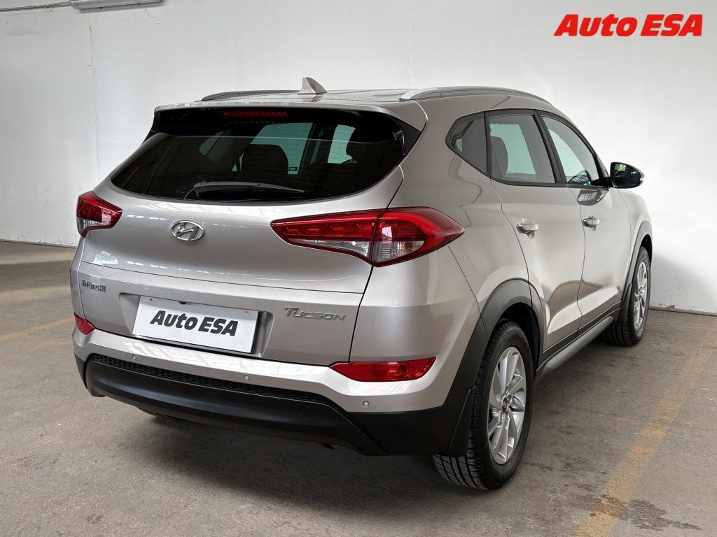 Hyundai Tucson, 1.7 CRDi,1.maj,ČR,Trikolor - fotka 4