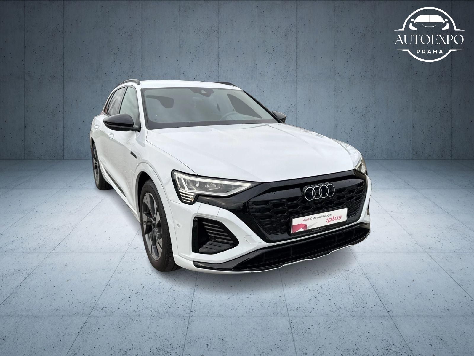 Audi Q8 e-tron, S line 50*/Matrix* - fotka 2