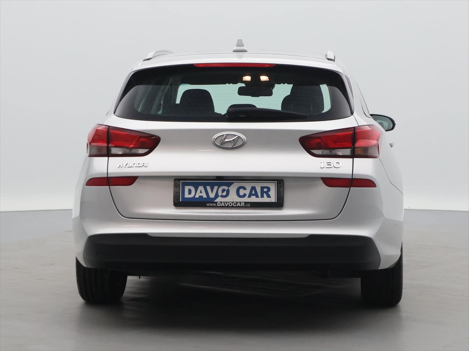 Hyundai i30, 1,6 CRDi 85kW Style CZ 1.Maj. - fotka 6