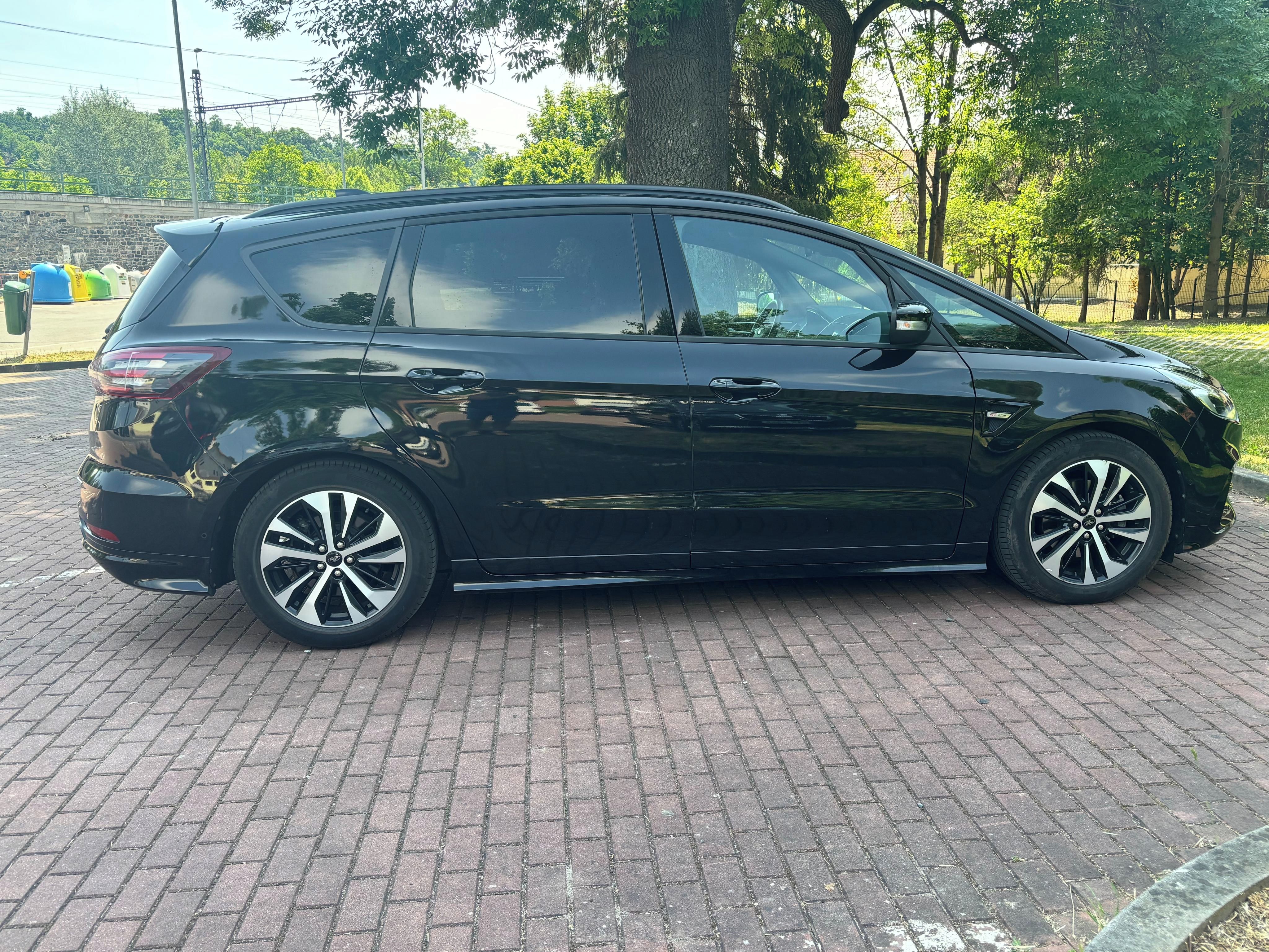Ford S-MAX, 2,5 Hybrid ST Line 110 KW - fotka 6