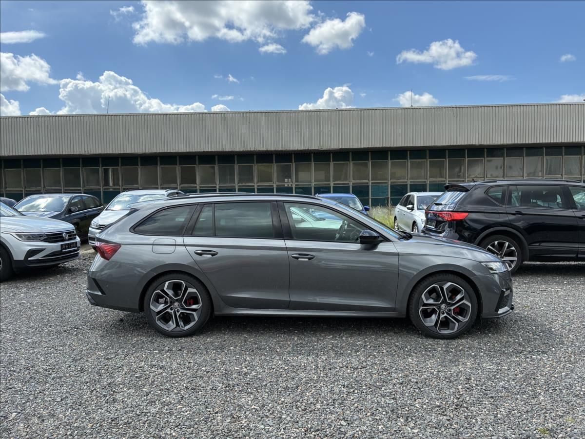 Škoda Octavia, 2,0 RS,PANORAMA,TAŽNÉ,KŮŽE - fotka 6