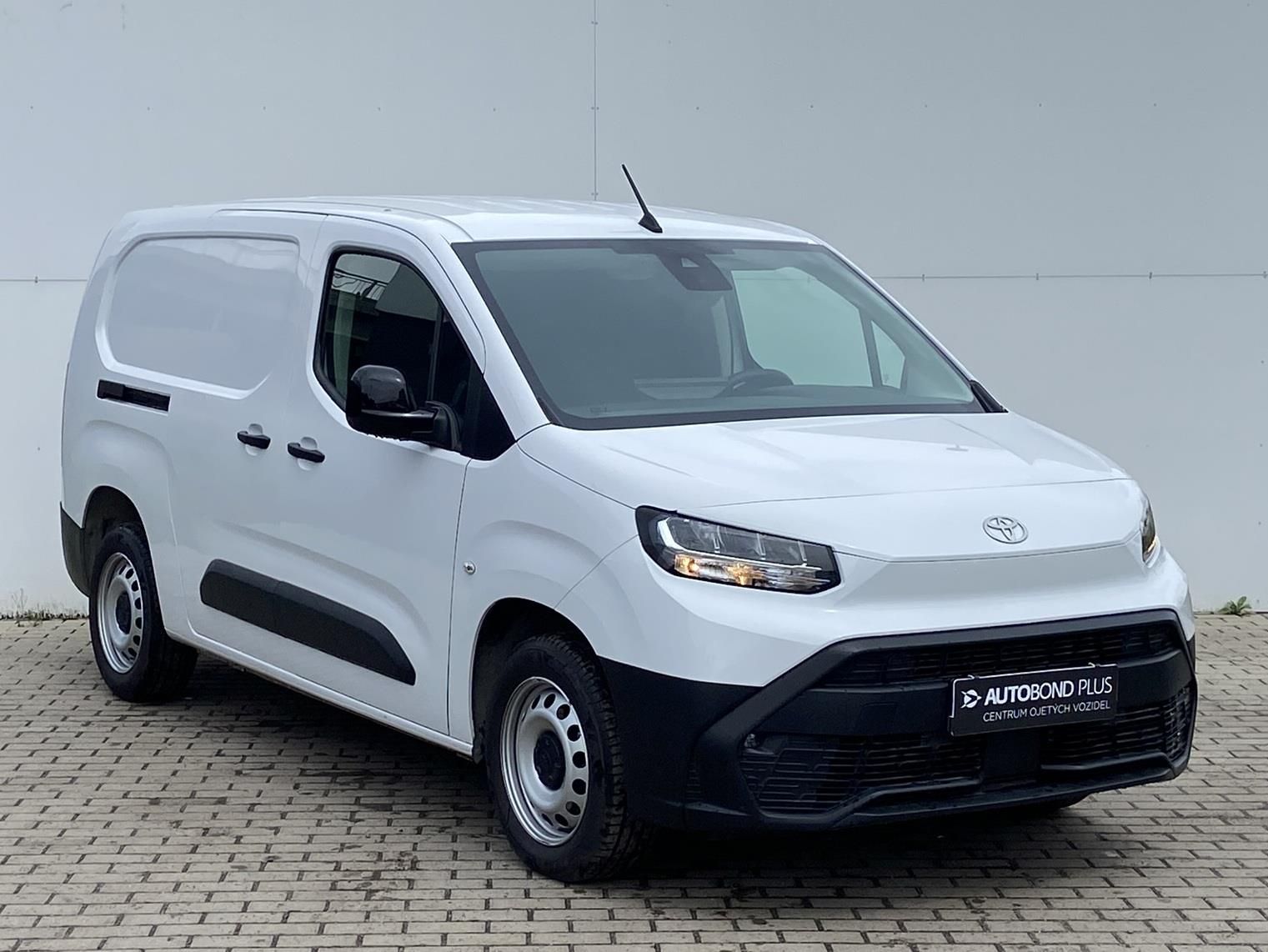 Toyota Proace City, 1.5 D-4D 130k Long Active Mult - fotka 6