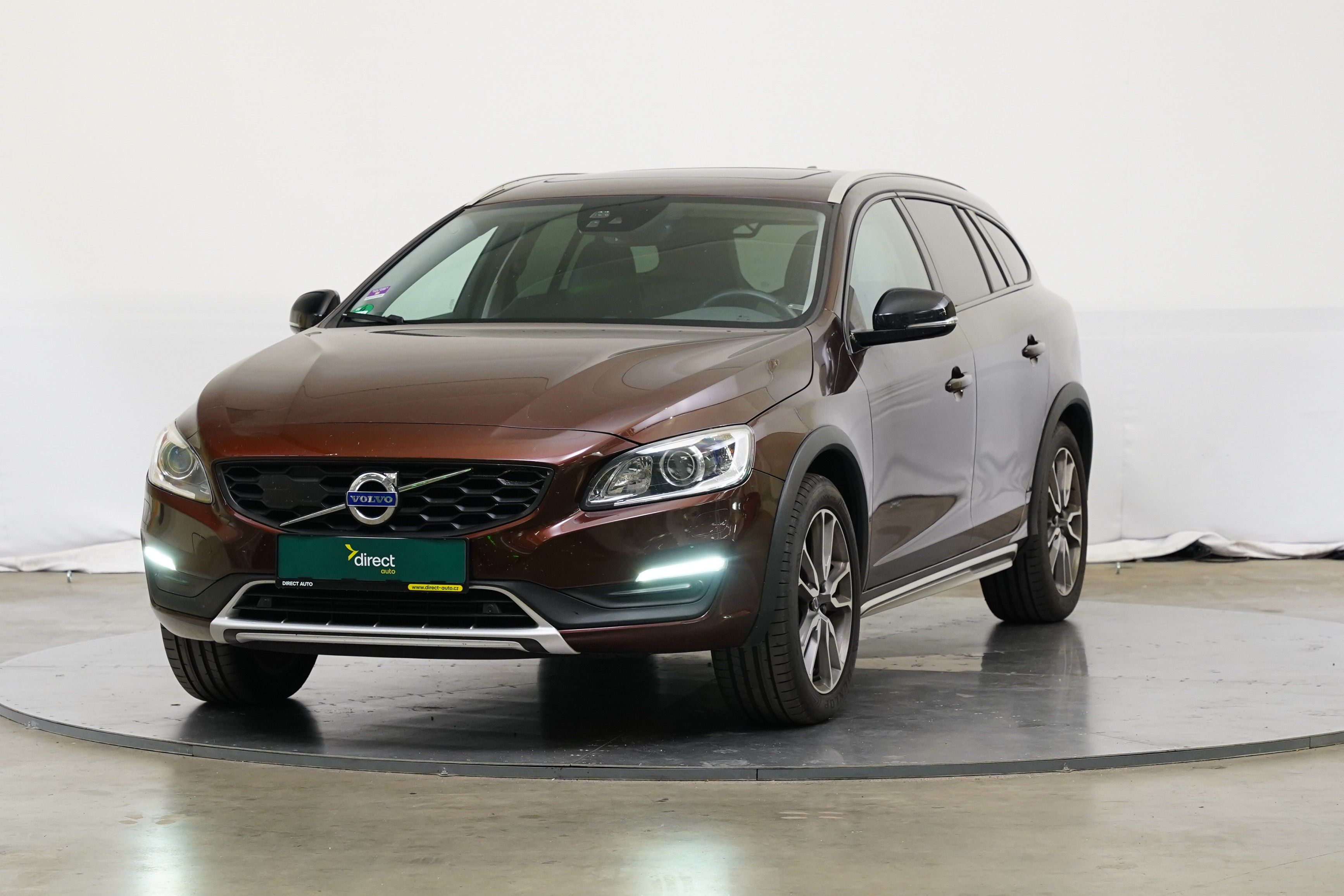 Volvo V60, 2.0 D4 140 kW Cross Country