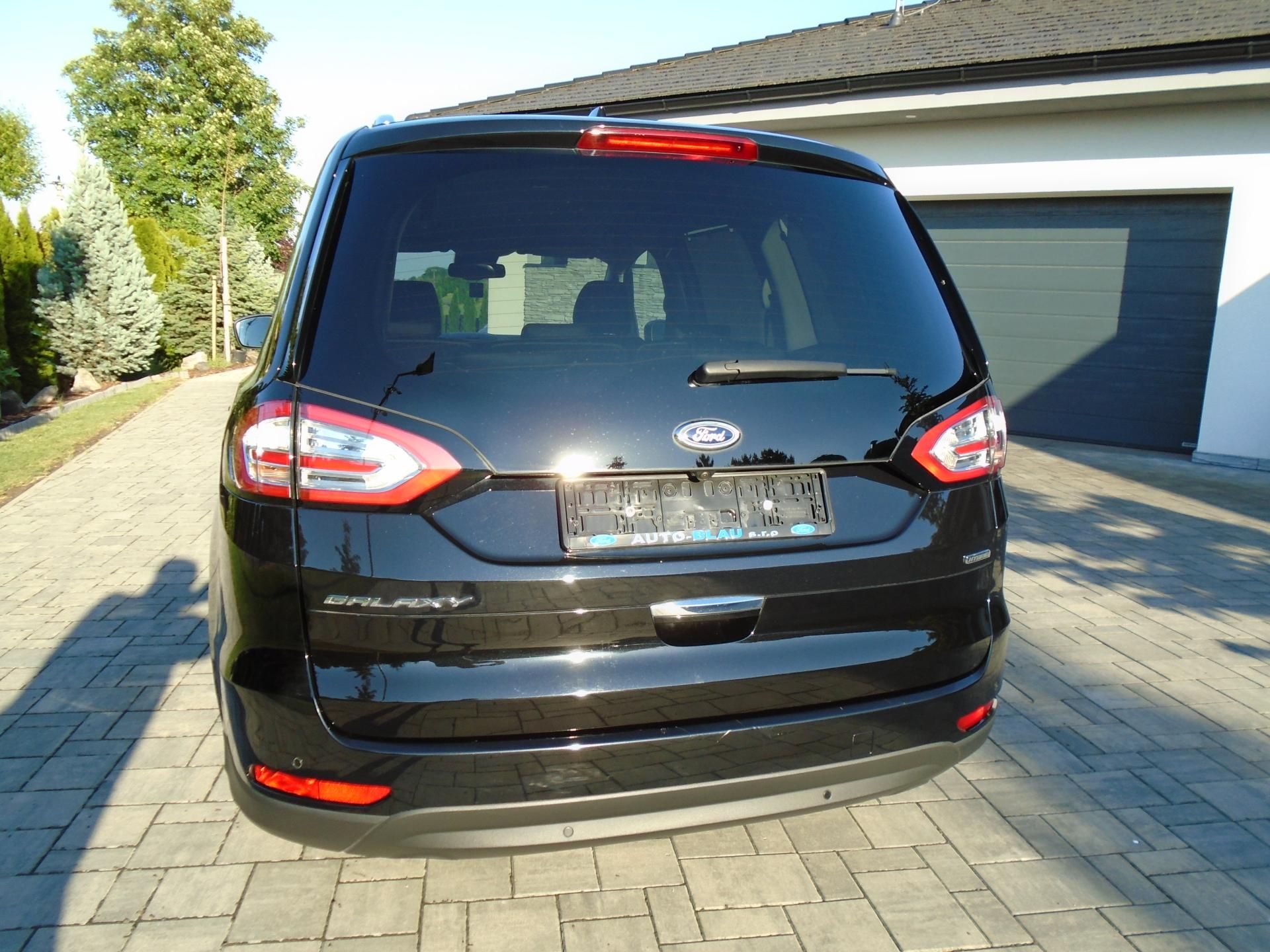 Ford Galaxy, 2.5 Duratec FHEV Vignale 7Míst - fotka 6