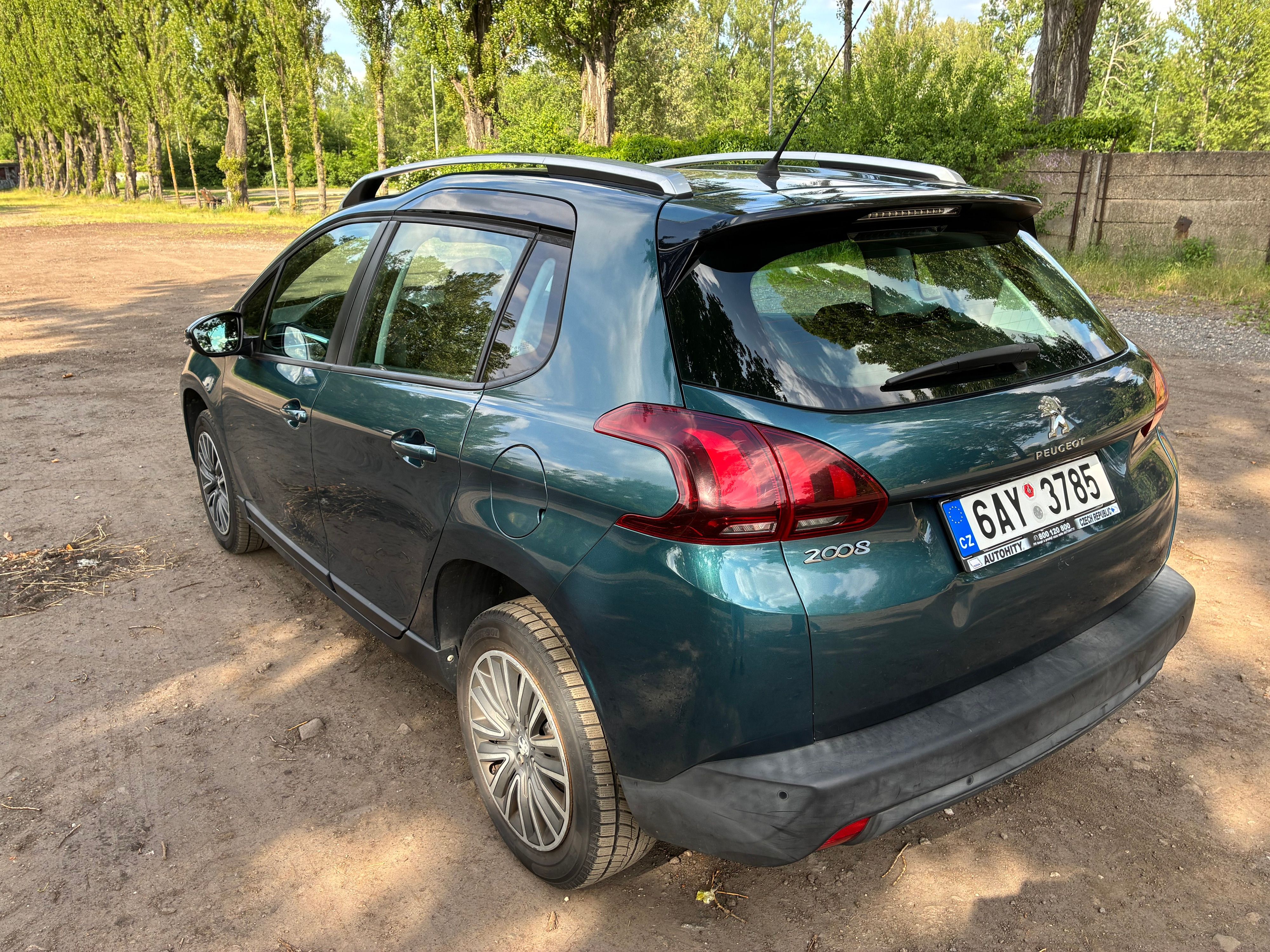 Peugeot 2008, nový motor - najeto 28 030 km - fotka 4