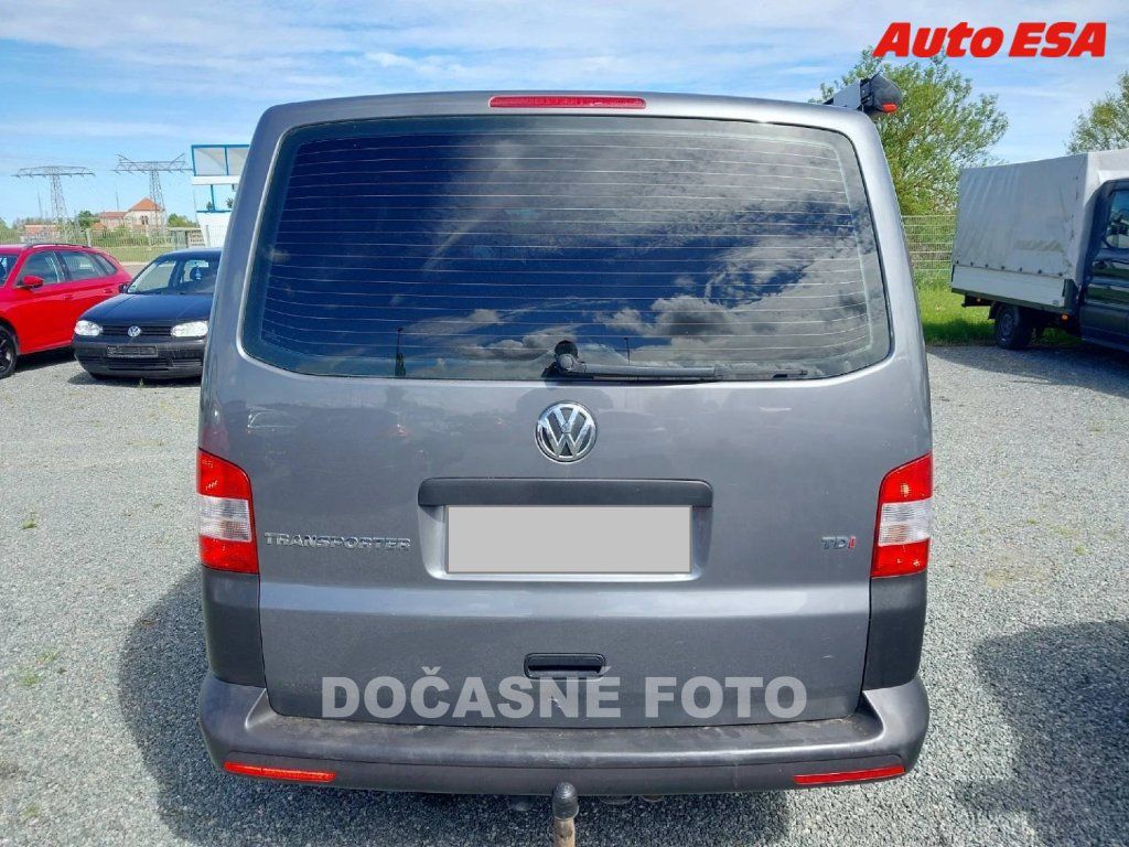 Volkswagen Transporter, 2.0TDi L2 9míst,103kW - fotka 6