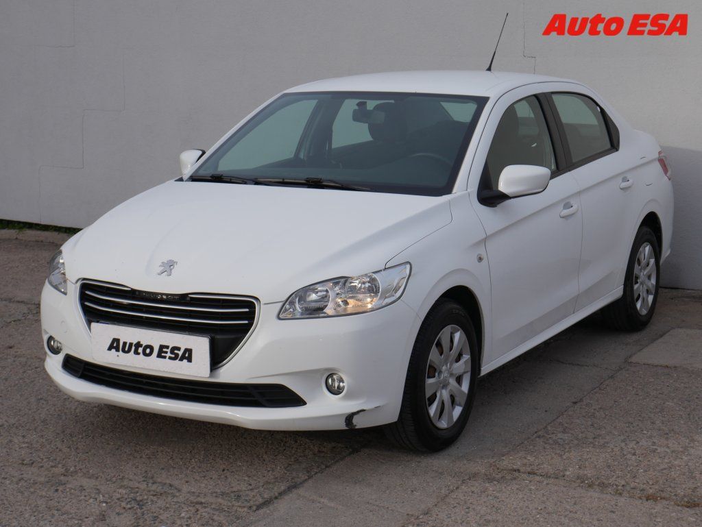 Peugeot 301, 1.6i,ČR - fotka 3