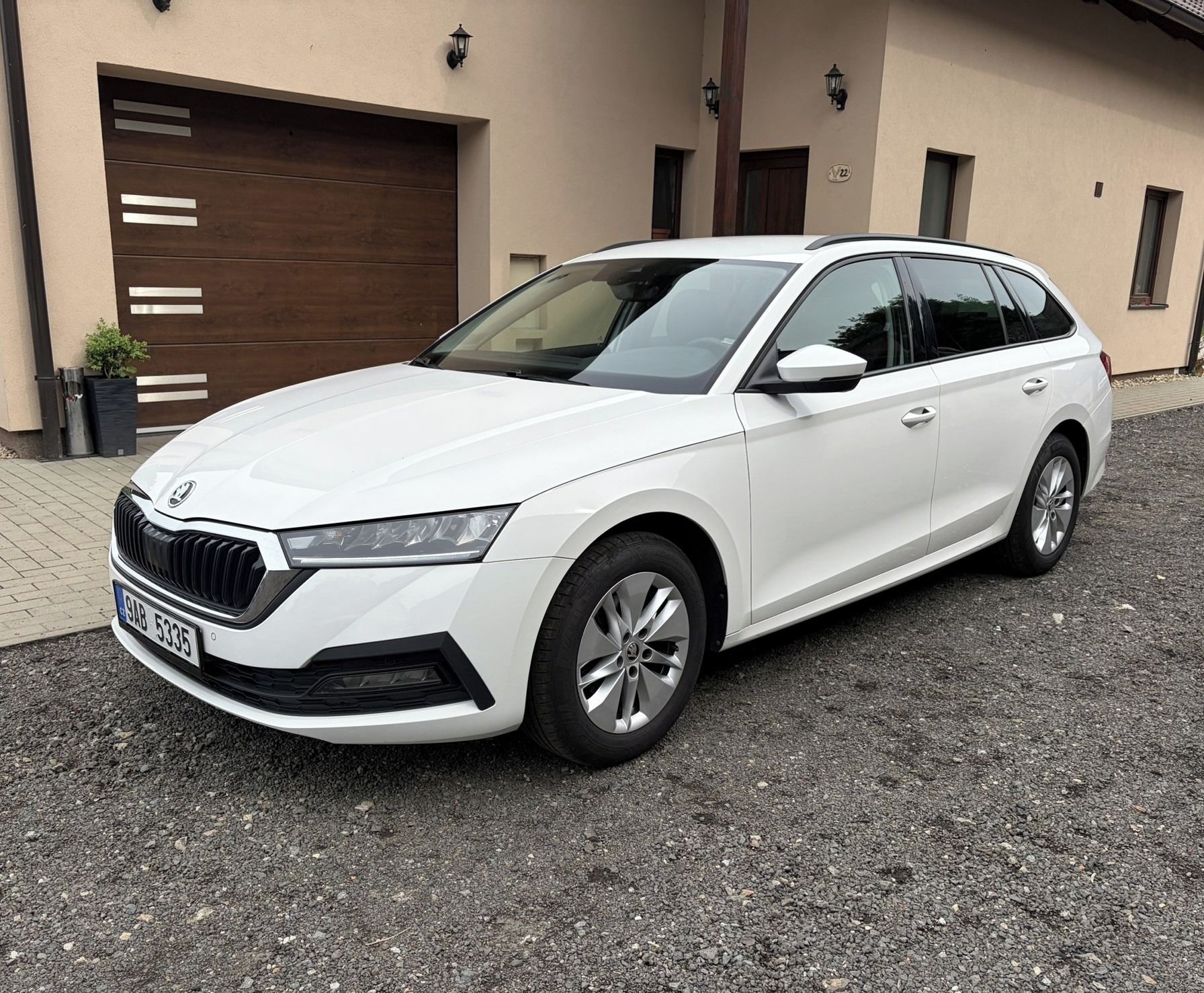 Škoda Octavia, kombi 2.0TDI. Rv22. 116 tiskm - fotka 2