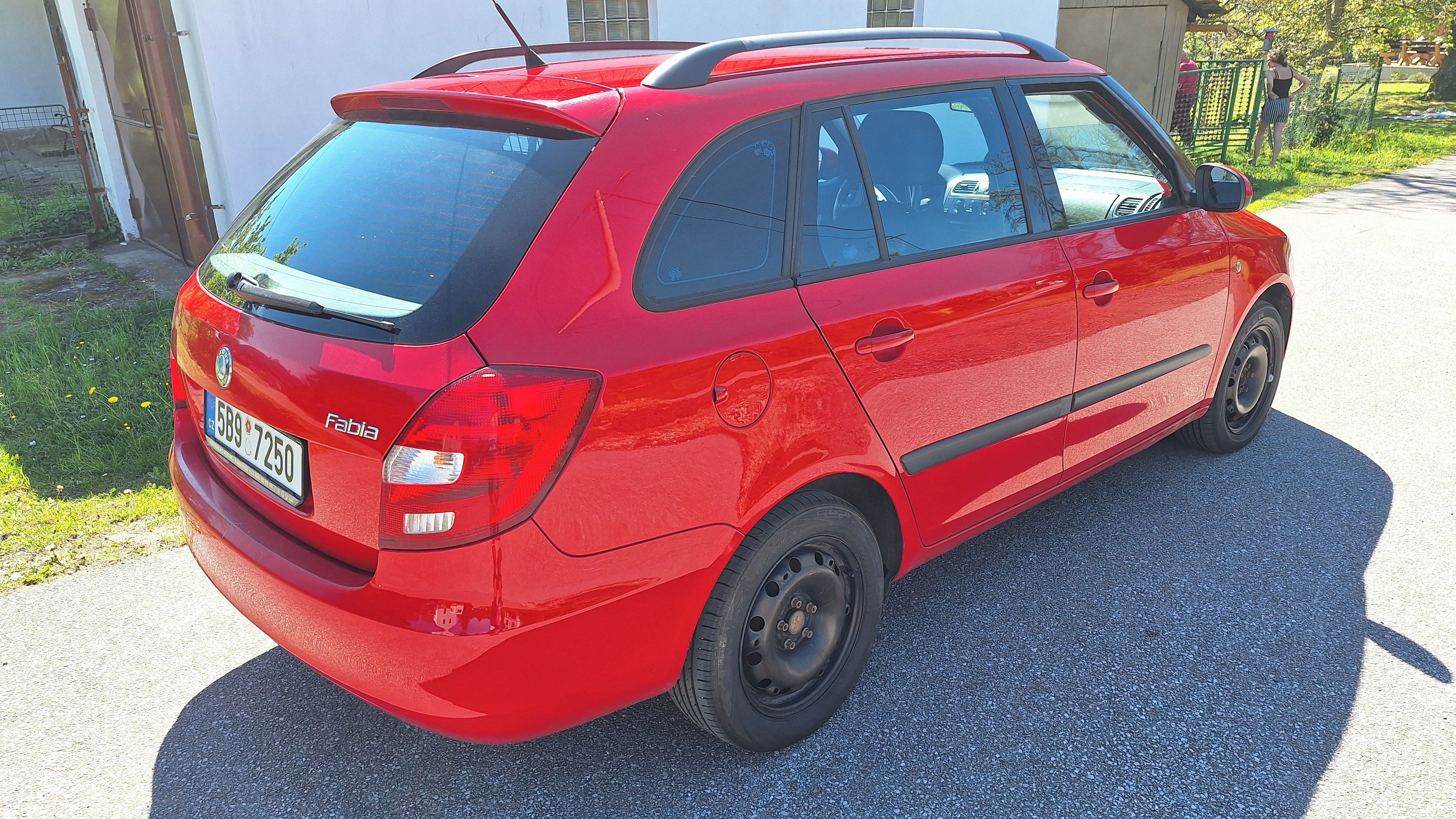 Škoda Fabia, Fabia 2 combi - 1.2 HTP - fotka 3