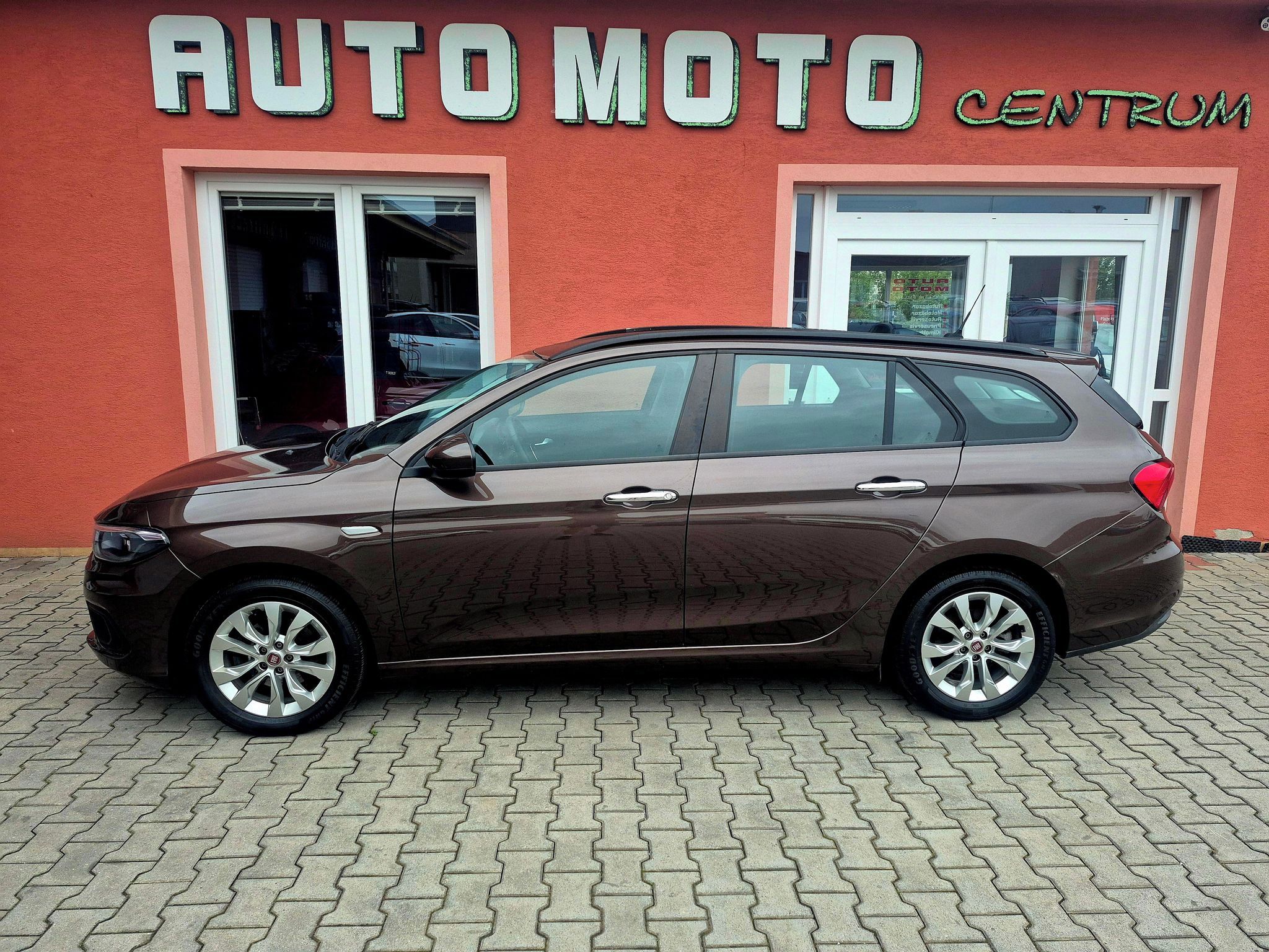 Fiat Tipo, 1.4 70KW LOUNGE - fotka 4