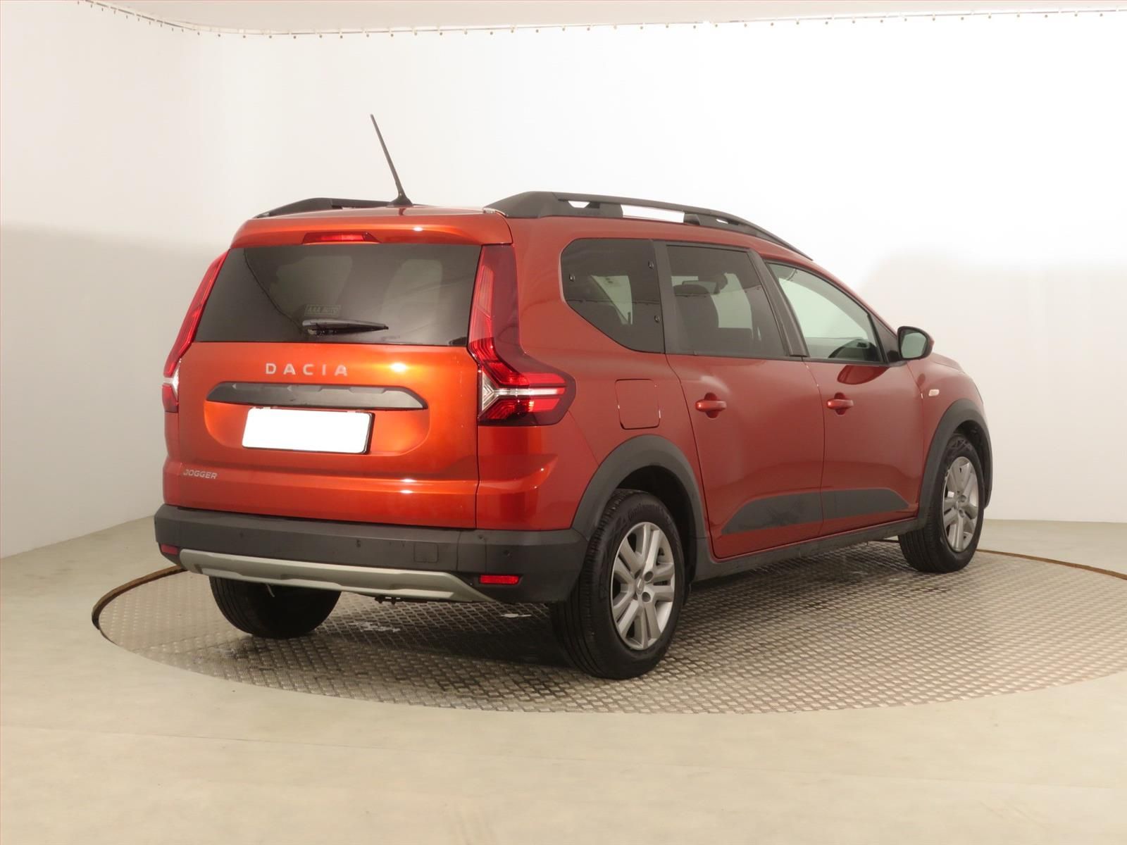 Dacia Jogger, 1.0 TCe, 7 míst, Serv.kniha - fotka 5