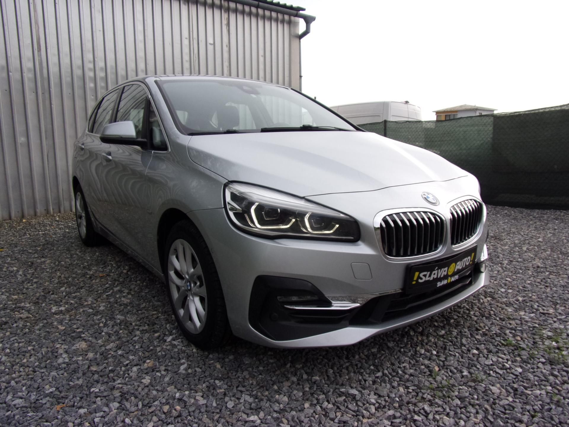 BMW Řada 2, 218 4x4 110kW LUXURY LINE KŮŽE - fotka 3