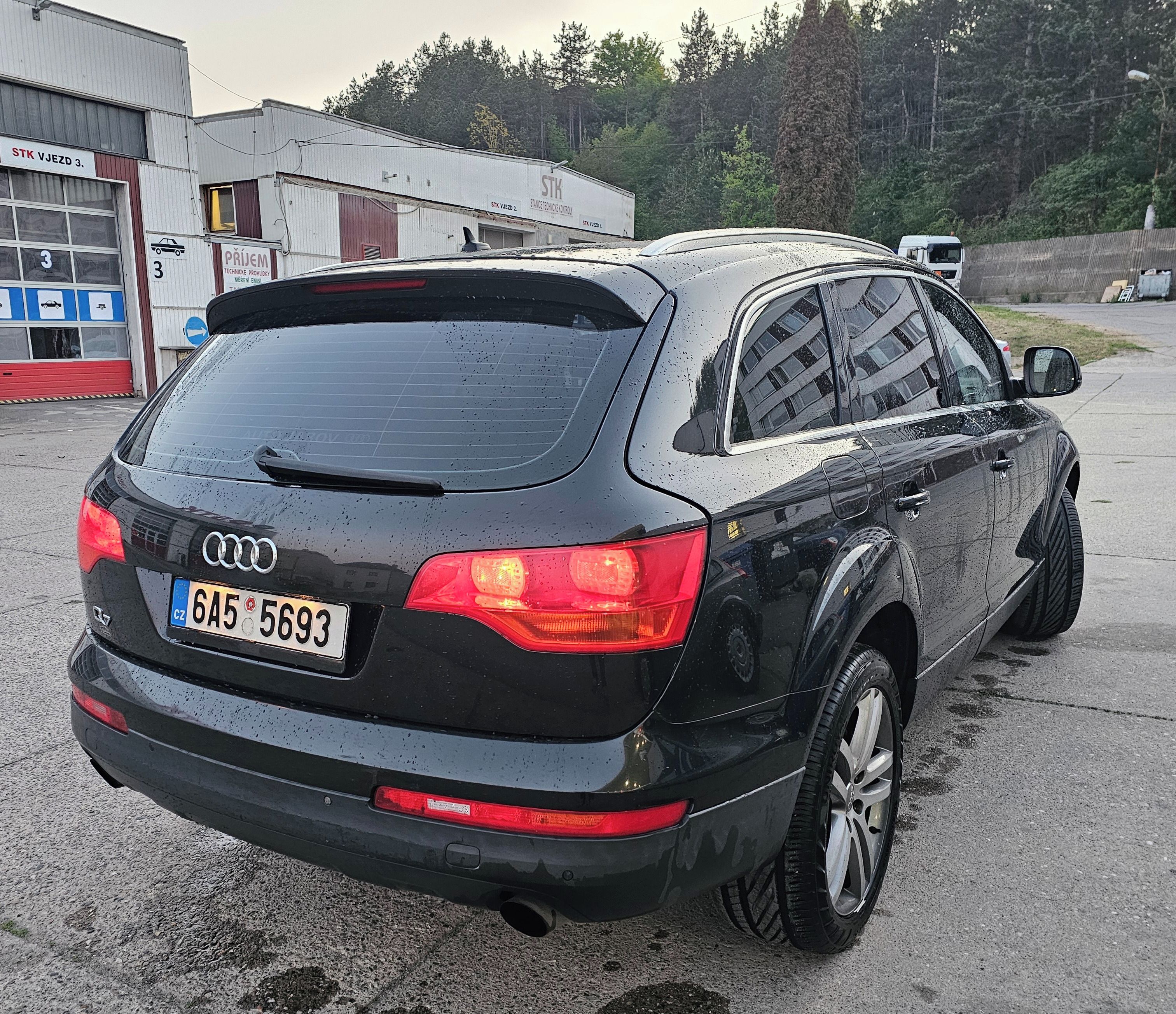 Audi Q7, 3.0 tdi - fotka 4