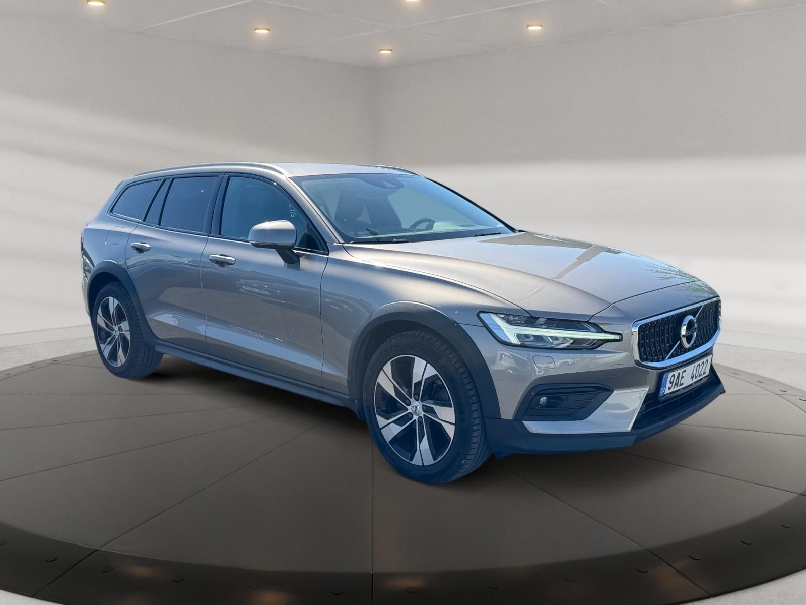 Volvo V60, PRO B5 184kW AWD TAŽNÉ CZ DPH - fotka 3