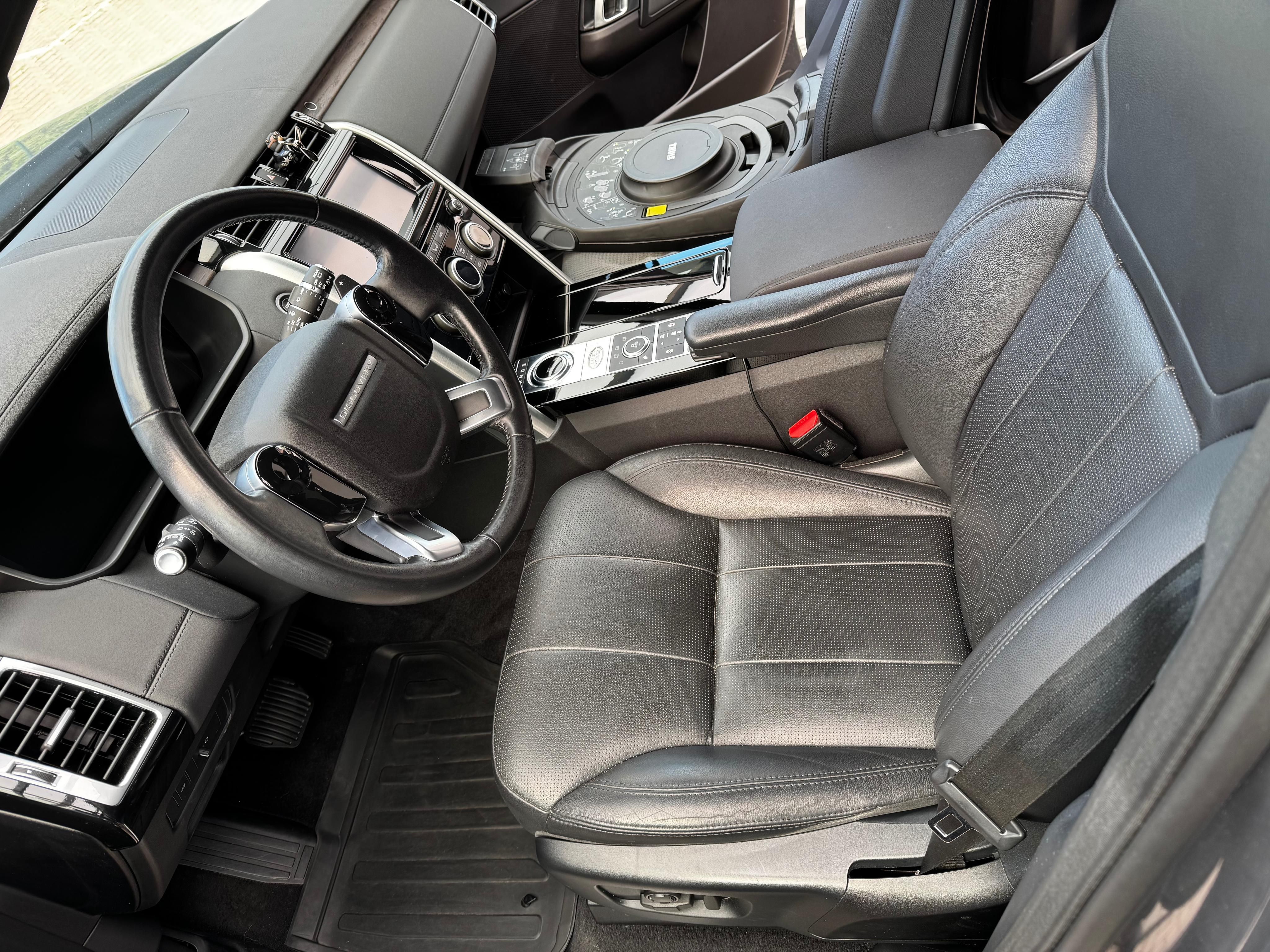 Land Rover Discovery, HSE 2.0 Benzín (221 kW) 4x4 - fotka 5