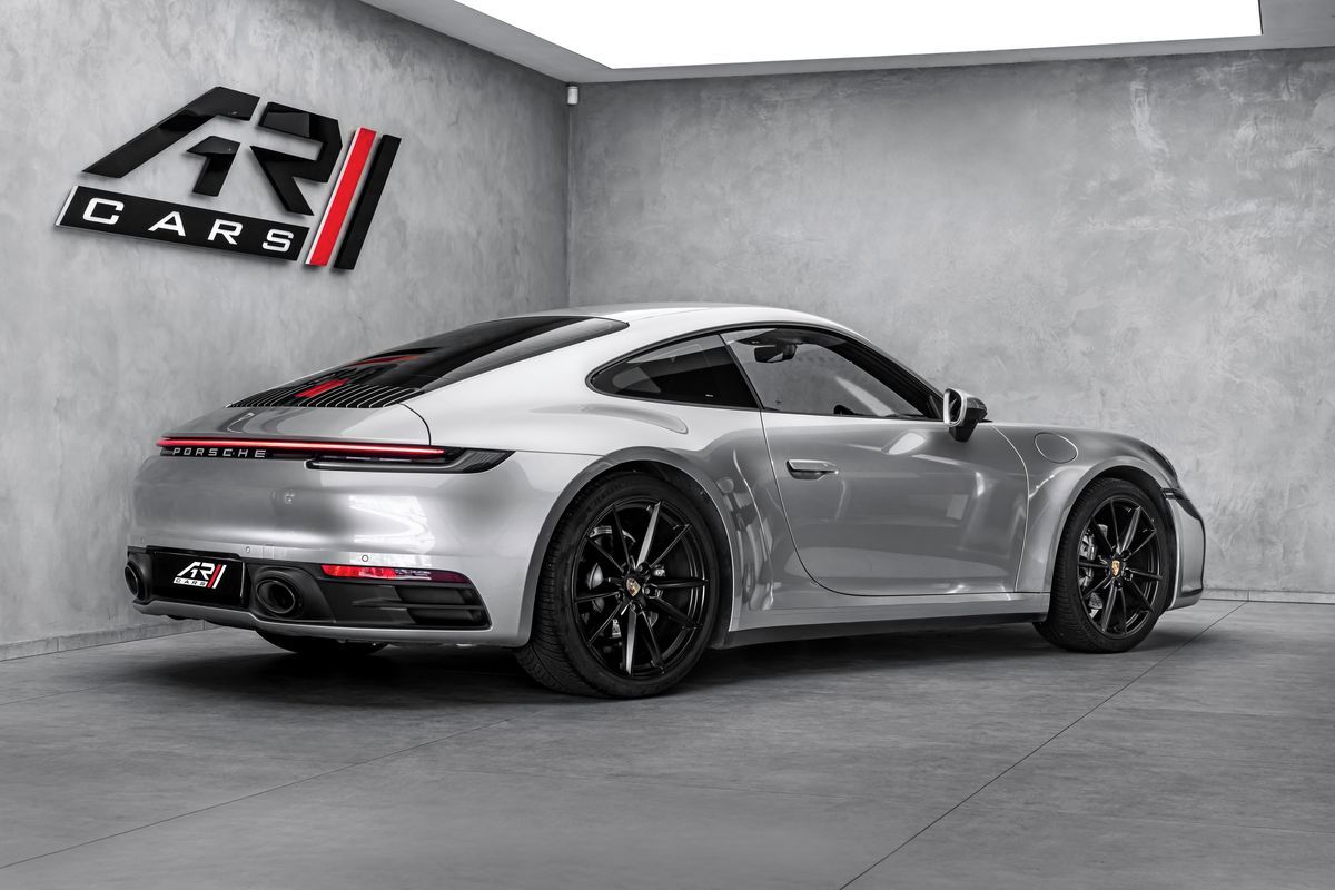Porsche 911, Carrera 4 Sport Chrono PDLS - fotka 5