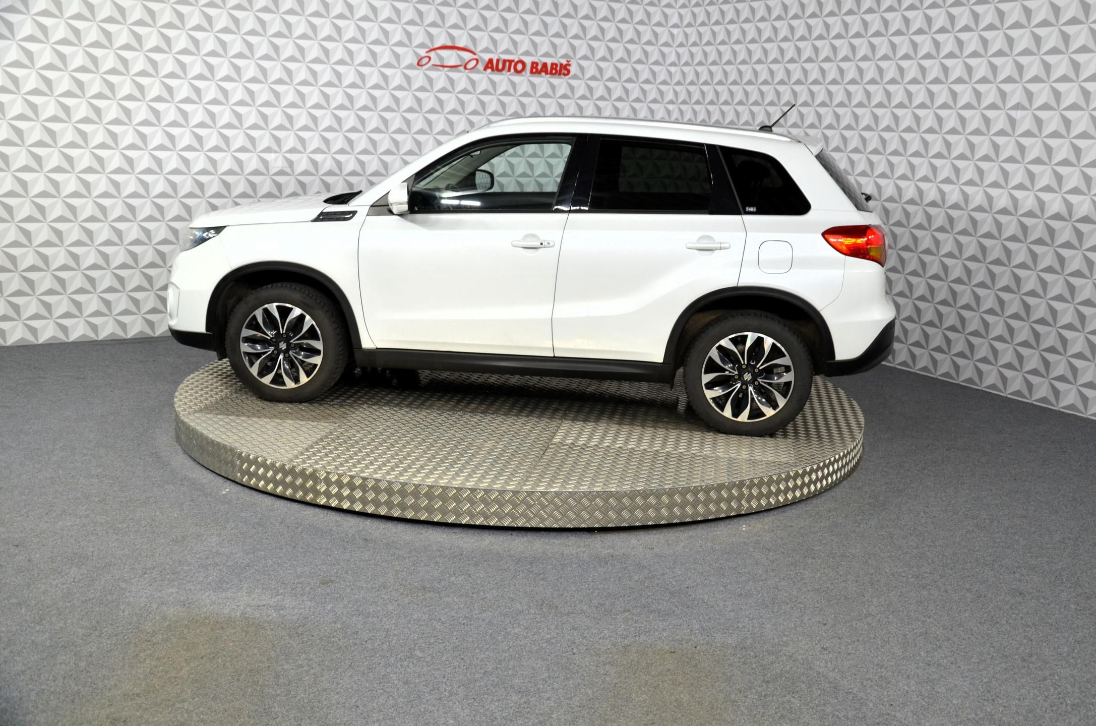 Suzuki Vitara, 1.6i 88kw 4X4 TOP - fotka 5