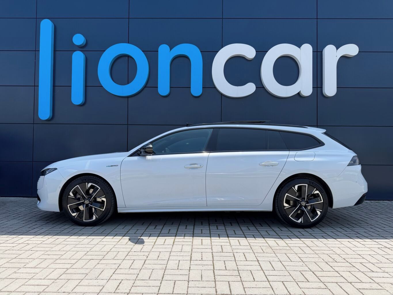 Peugeot 508, SW Plug-In-Hybrid, 225 koní, Č - fotka 4