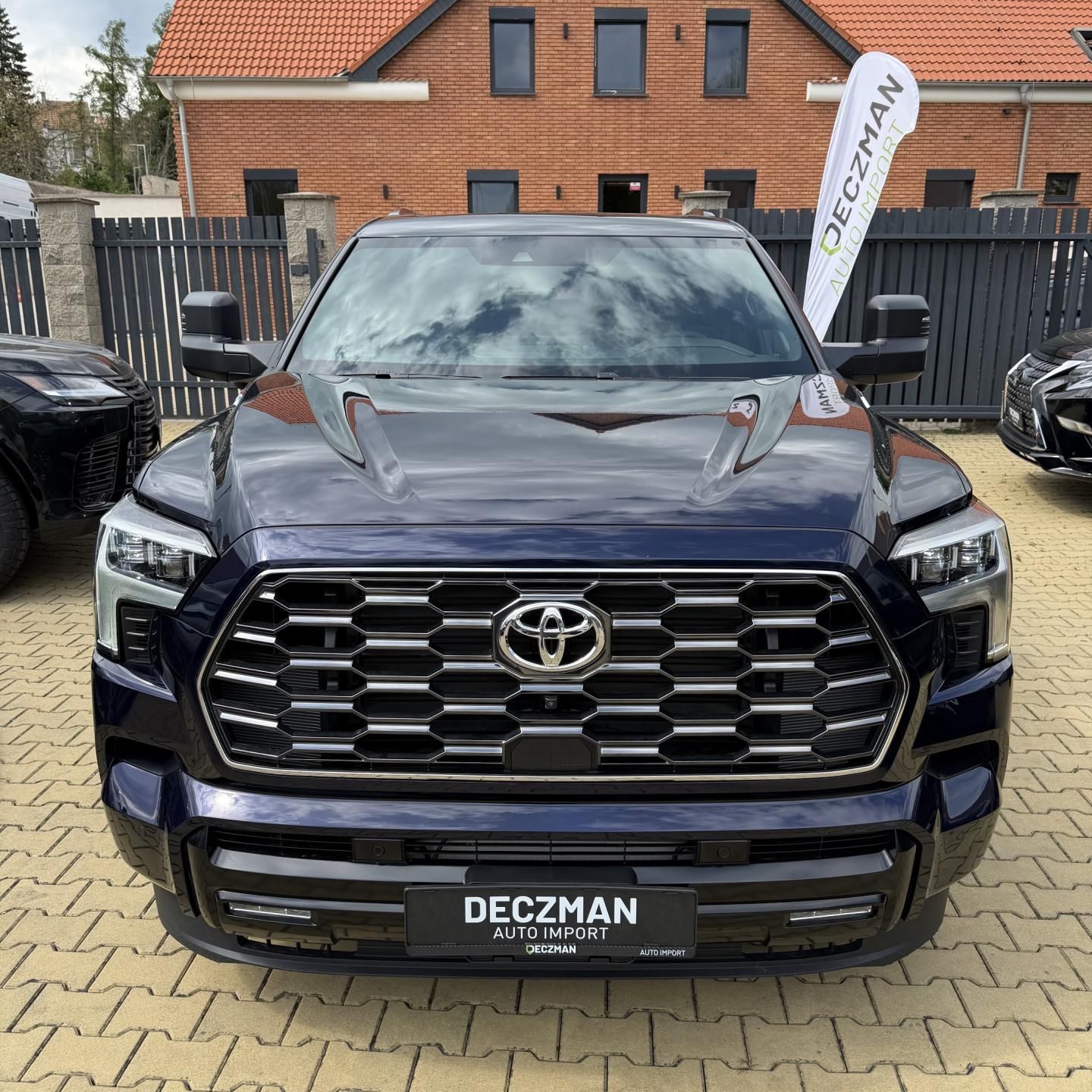 Toyota Sequoia - fotka 4