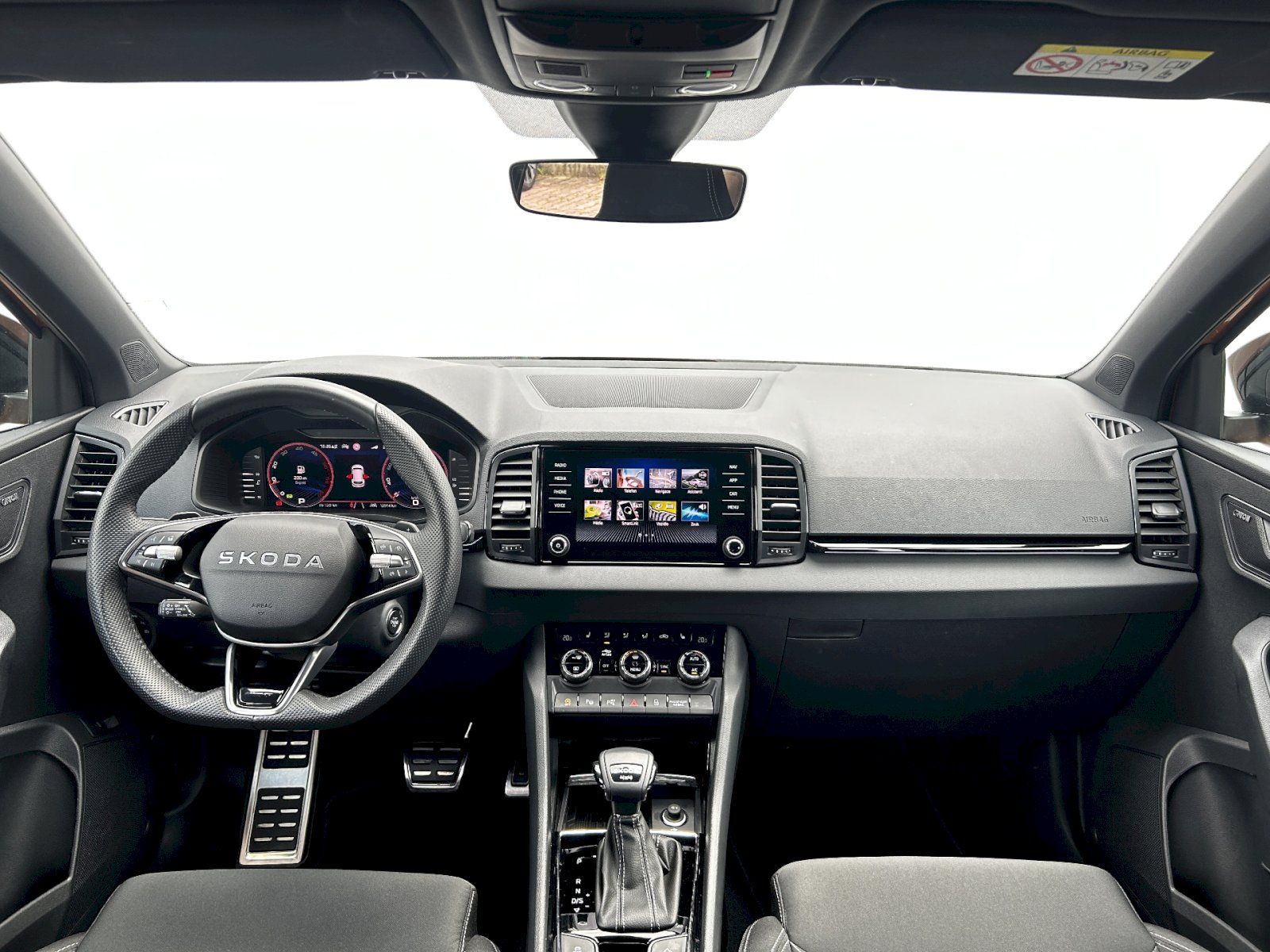 Škoda Karoq, 2.0 TDI 110kW 4x4 DSG Sportlin - fotka 5