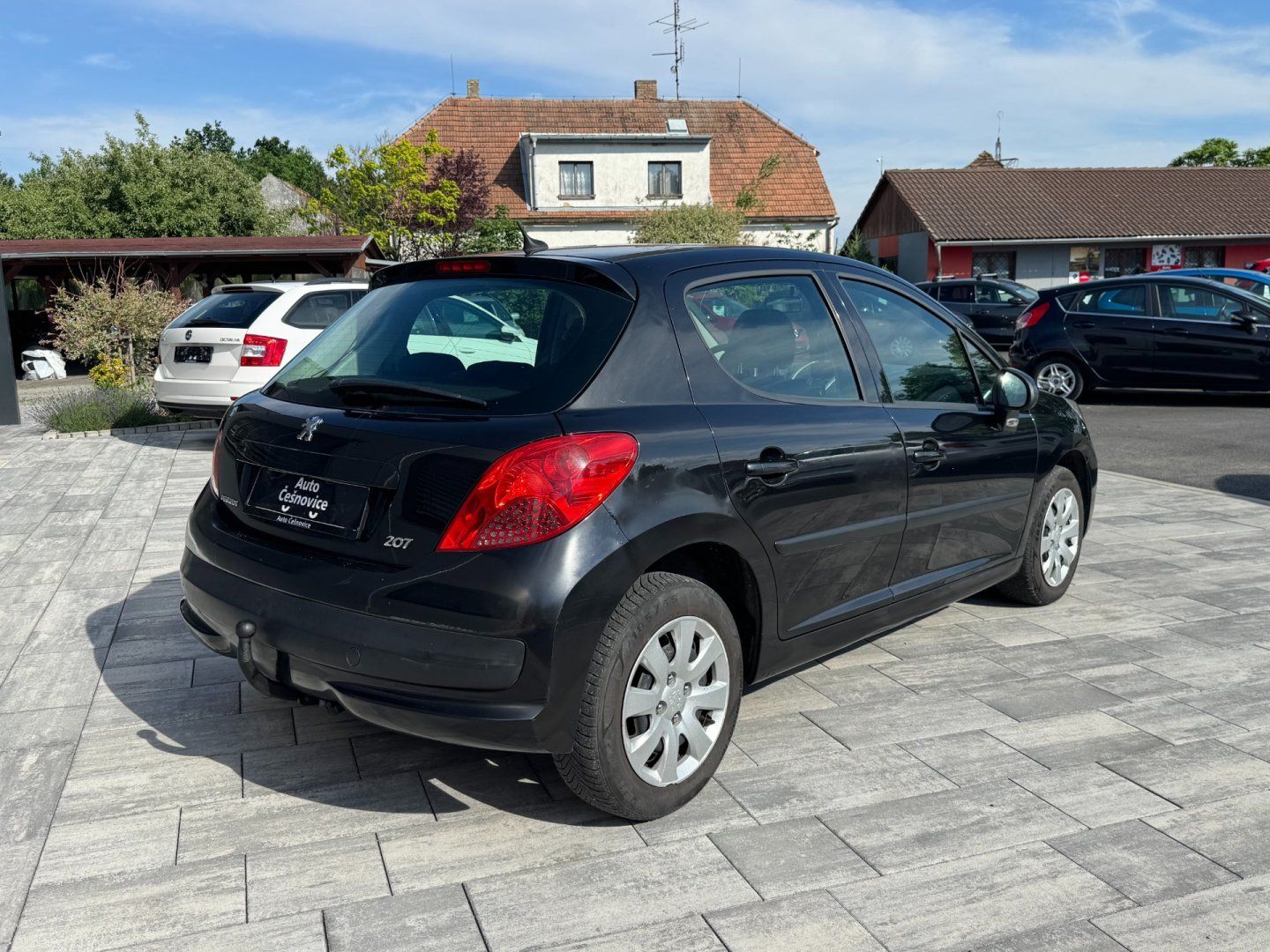Peugeot 207, Active 1.4i 65kW - fotka 5