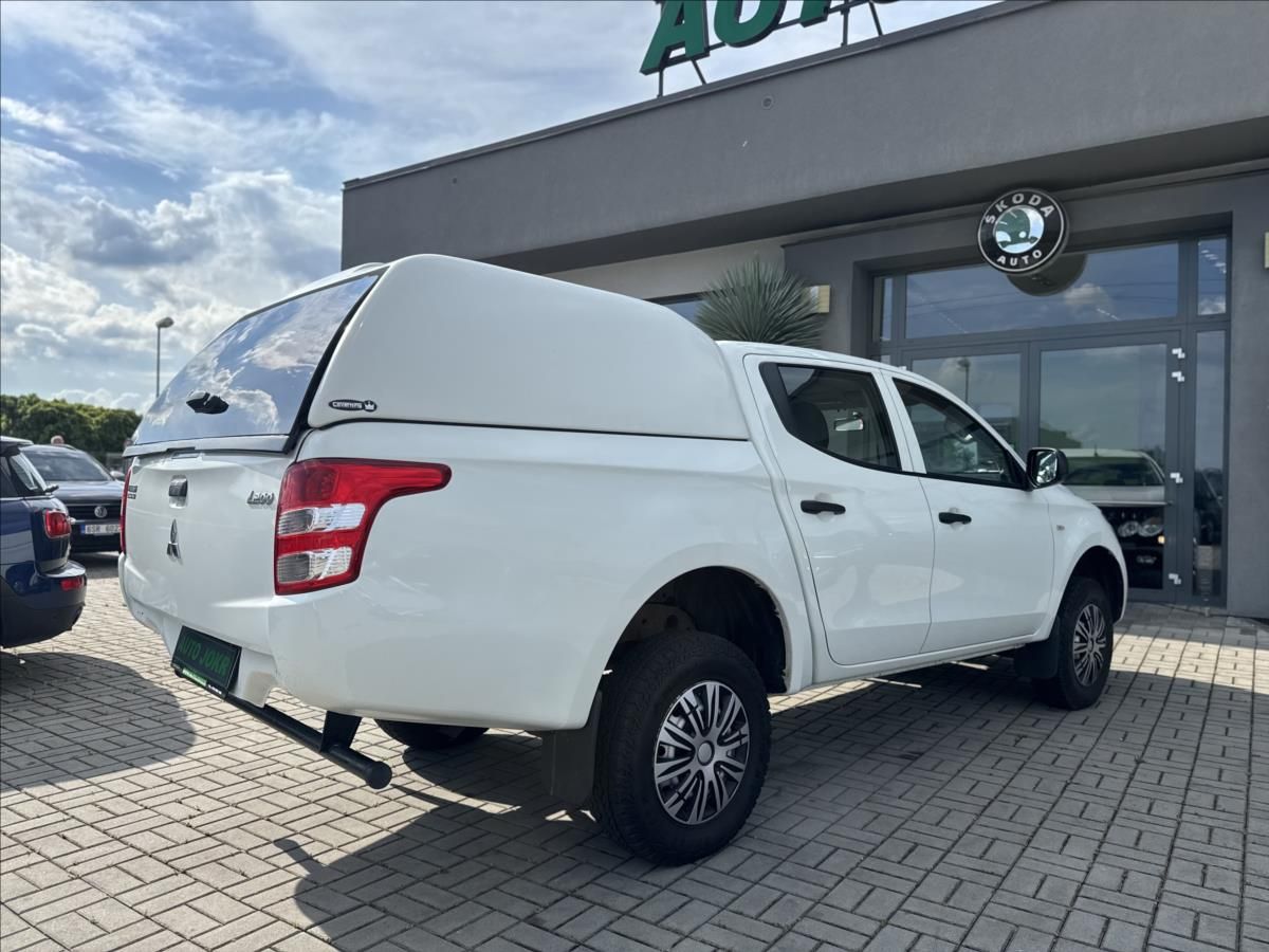 Mitsubishi L200, 2,4 Di-D 113kW 4WD  AC DOUBLE - fotka 6