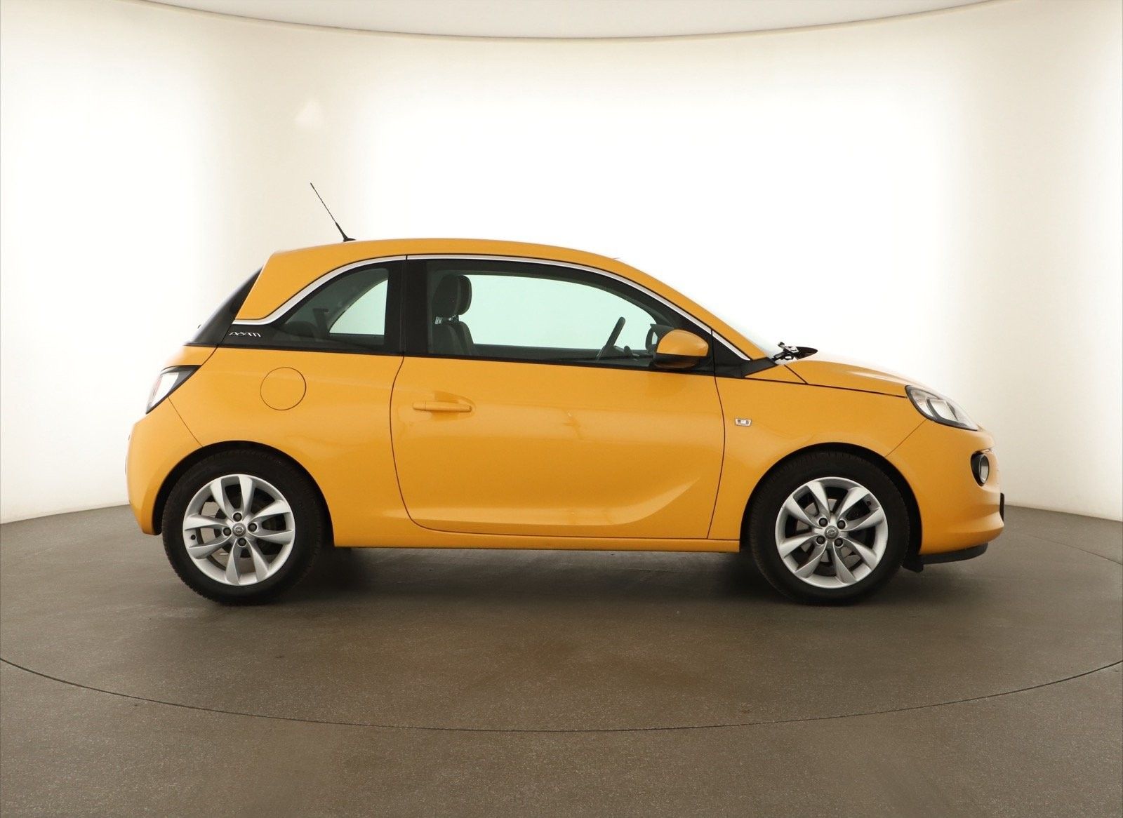 Opel Adam, 1.4, Klima, Tempomat, El. okna - fotka 6