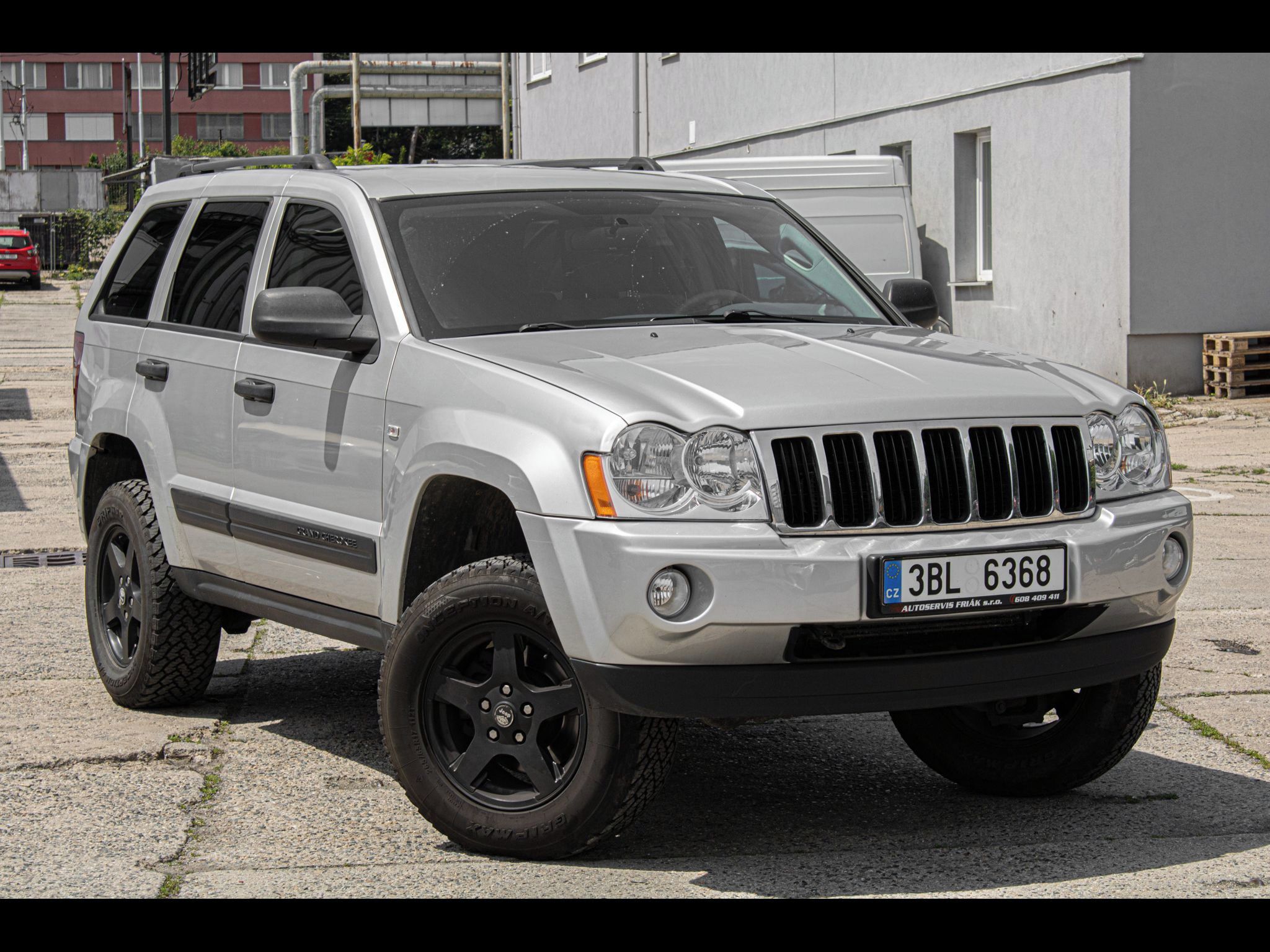 Jeep Grand Cherokee - fotka 3